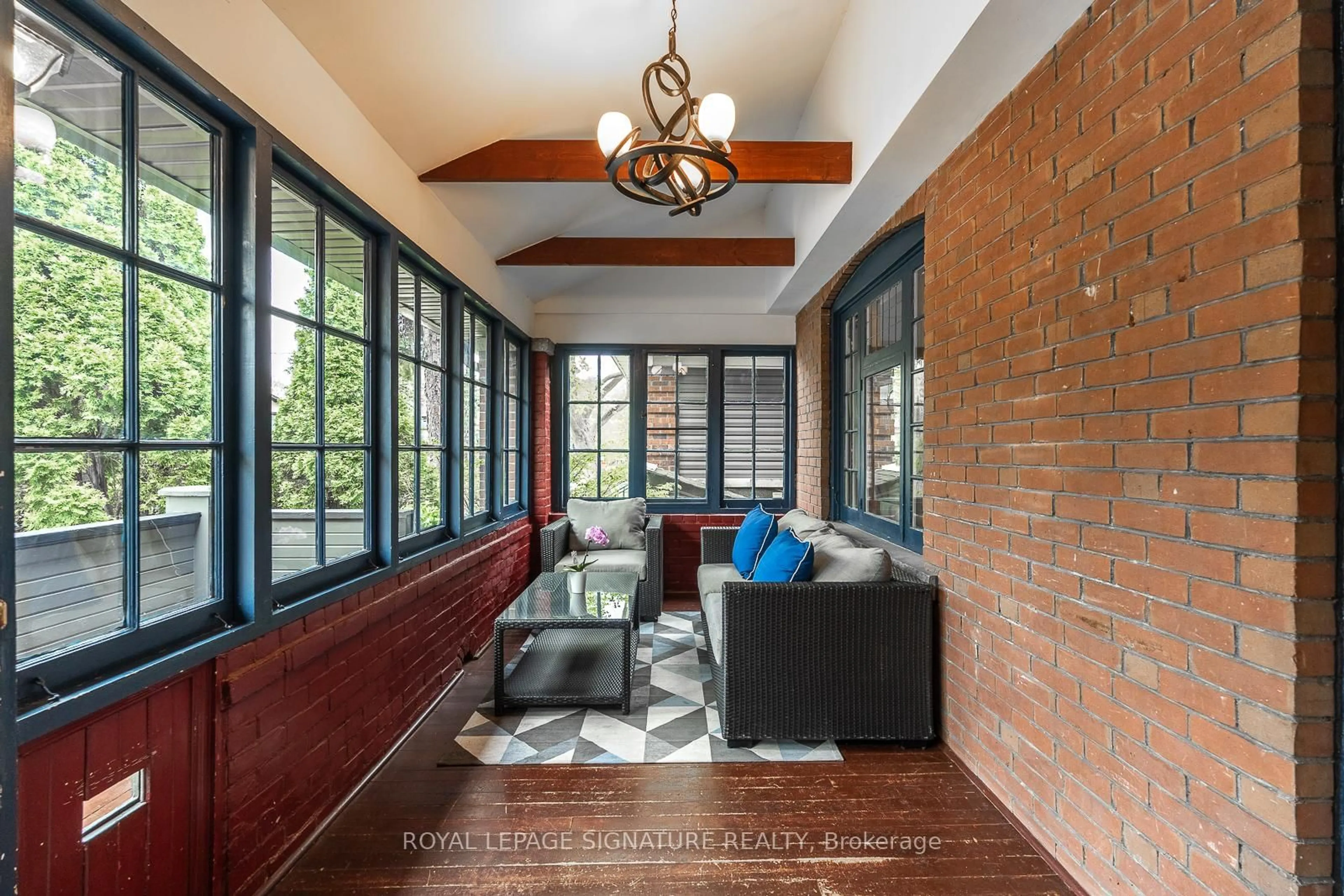 Indoor foyer for 76 Highcroft Rd, Toronto Ontario M4L 3G5