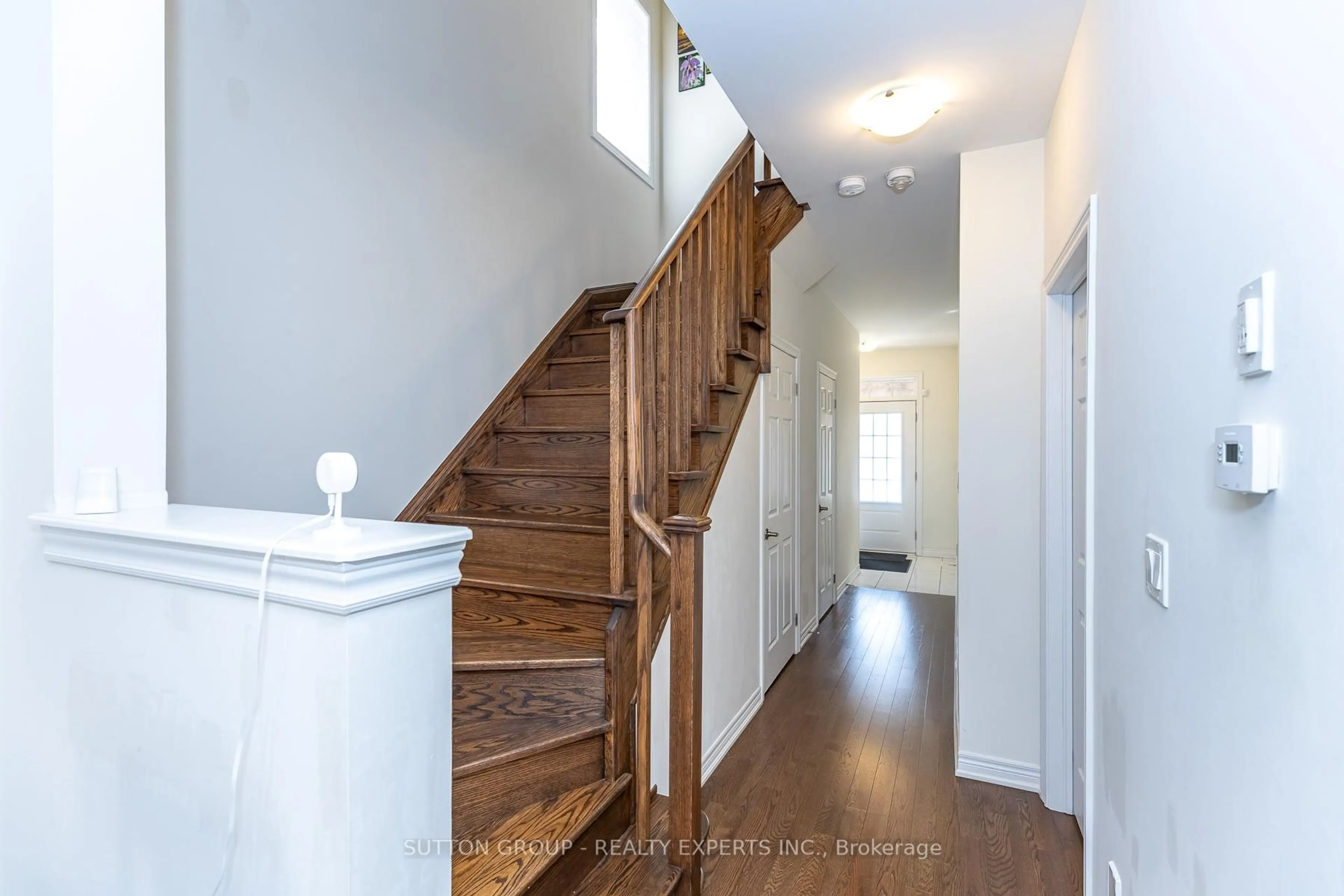 Unknown for 130 Ice Palace Cres, Oshawa Ontario L1H 7K4
