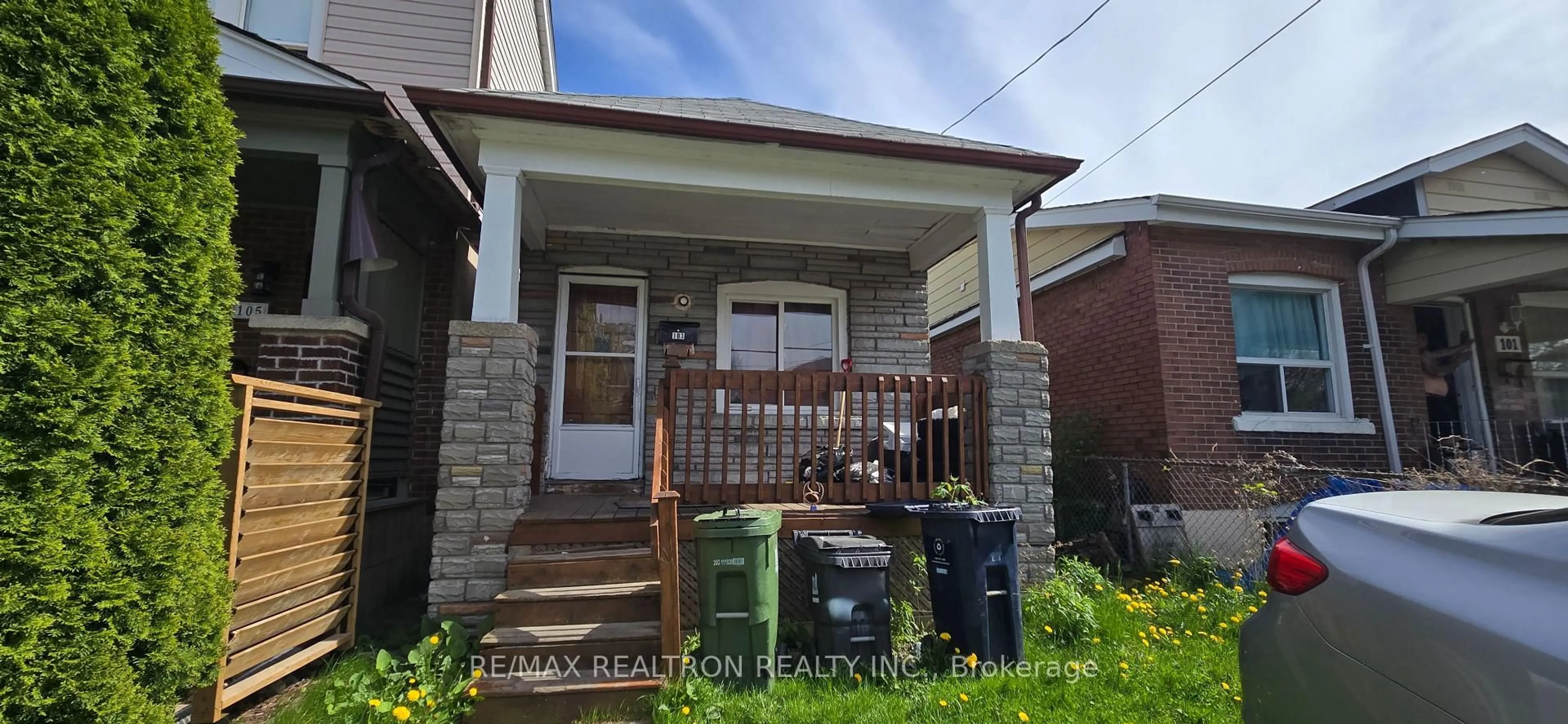 Unknown for 103 Denton Ave, Toronto Ontario M1L 1G5