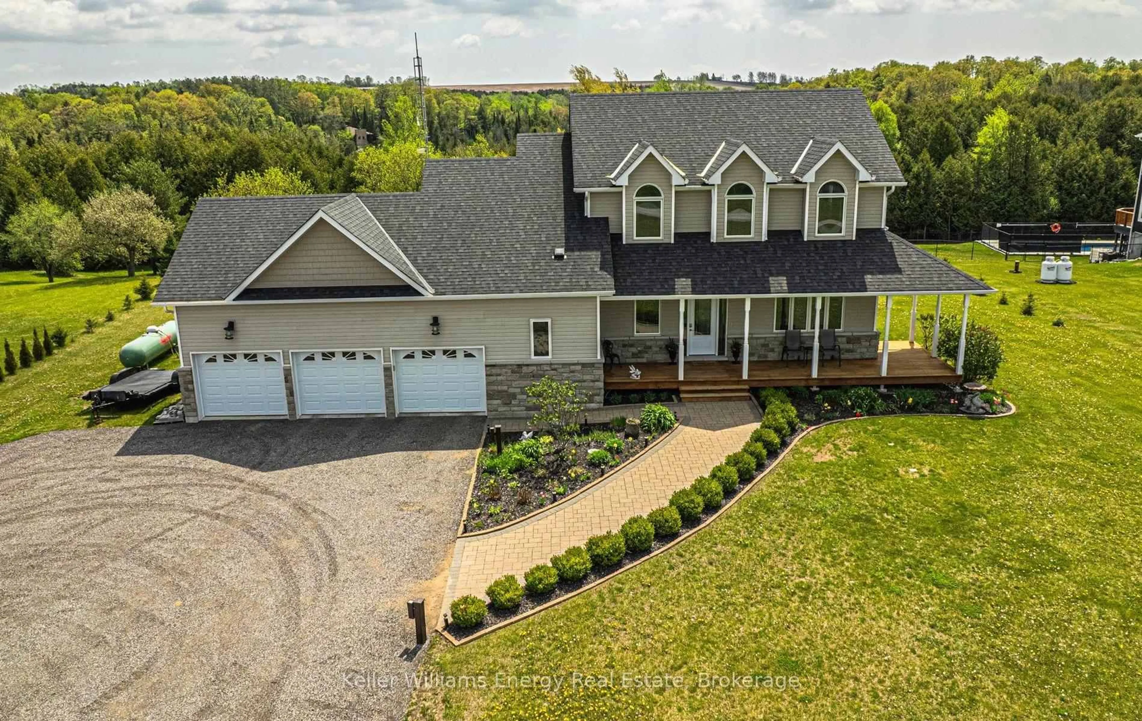 A pic from outside/outdoor area/front of a property/back of a property/a pic from drone, water/lake/river/ocean view for 4124 Edgerton Rd, Scugog Ontario L0B 1B0