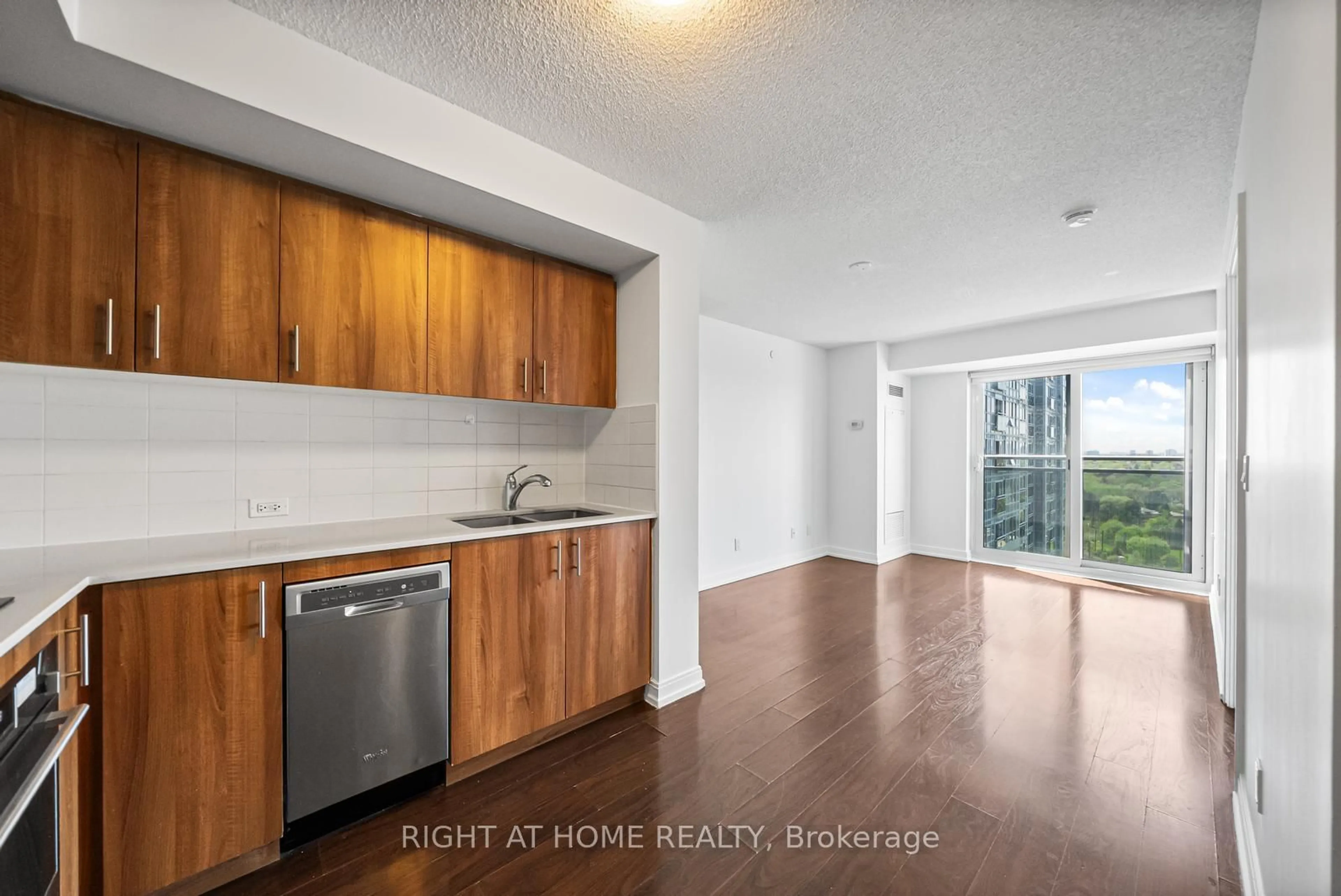 Unknown for 255 Village Green Sq #1505, Toronto Ontario M1S 0L7