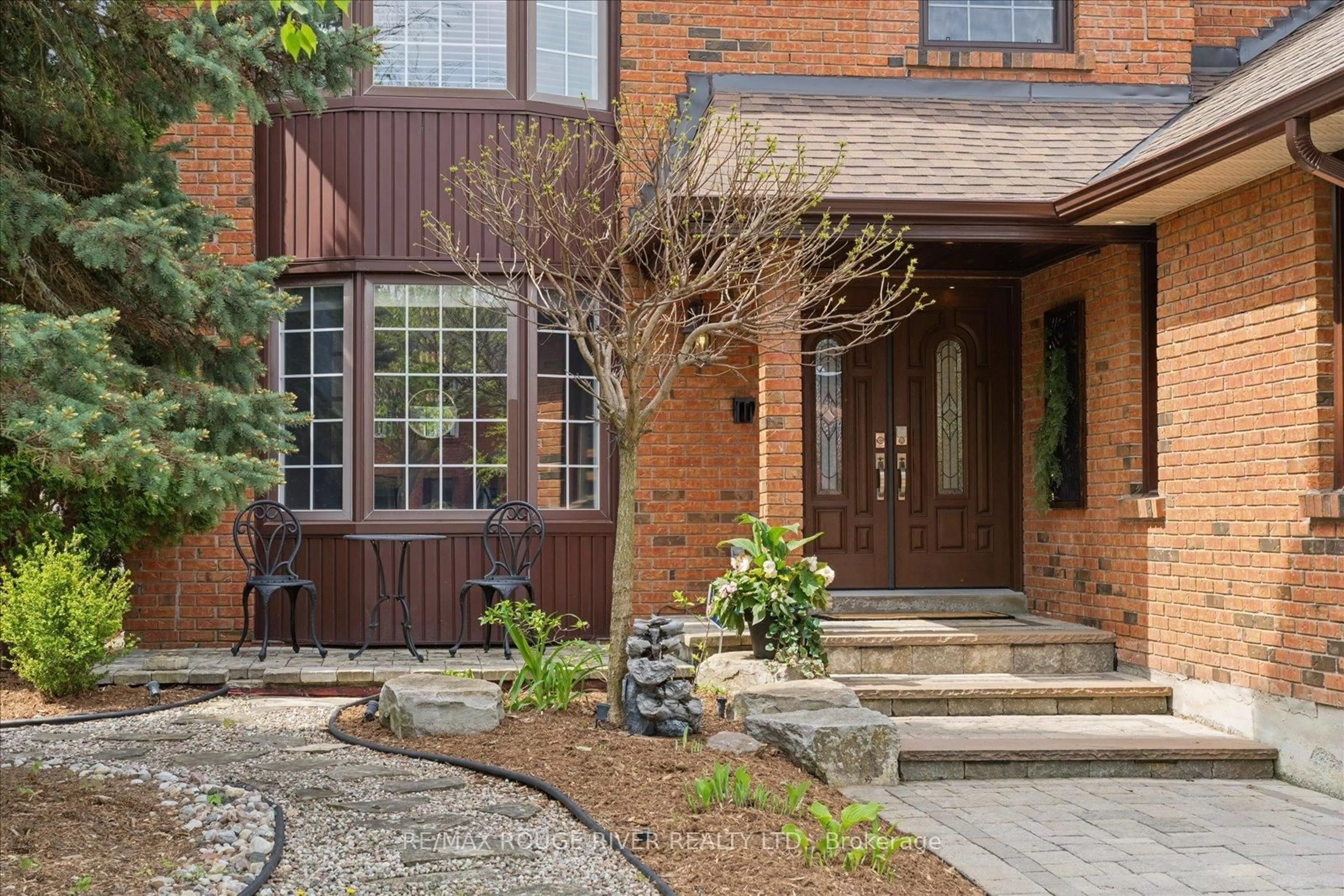 Home with brick exterior material, street for 34 Glen Hill Dr, Whitby Ontario L1N 7A1