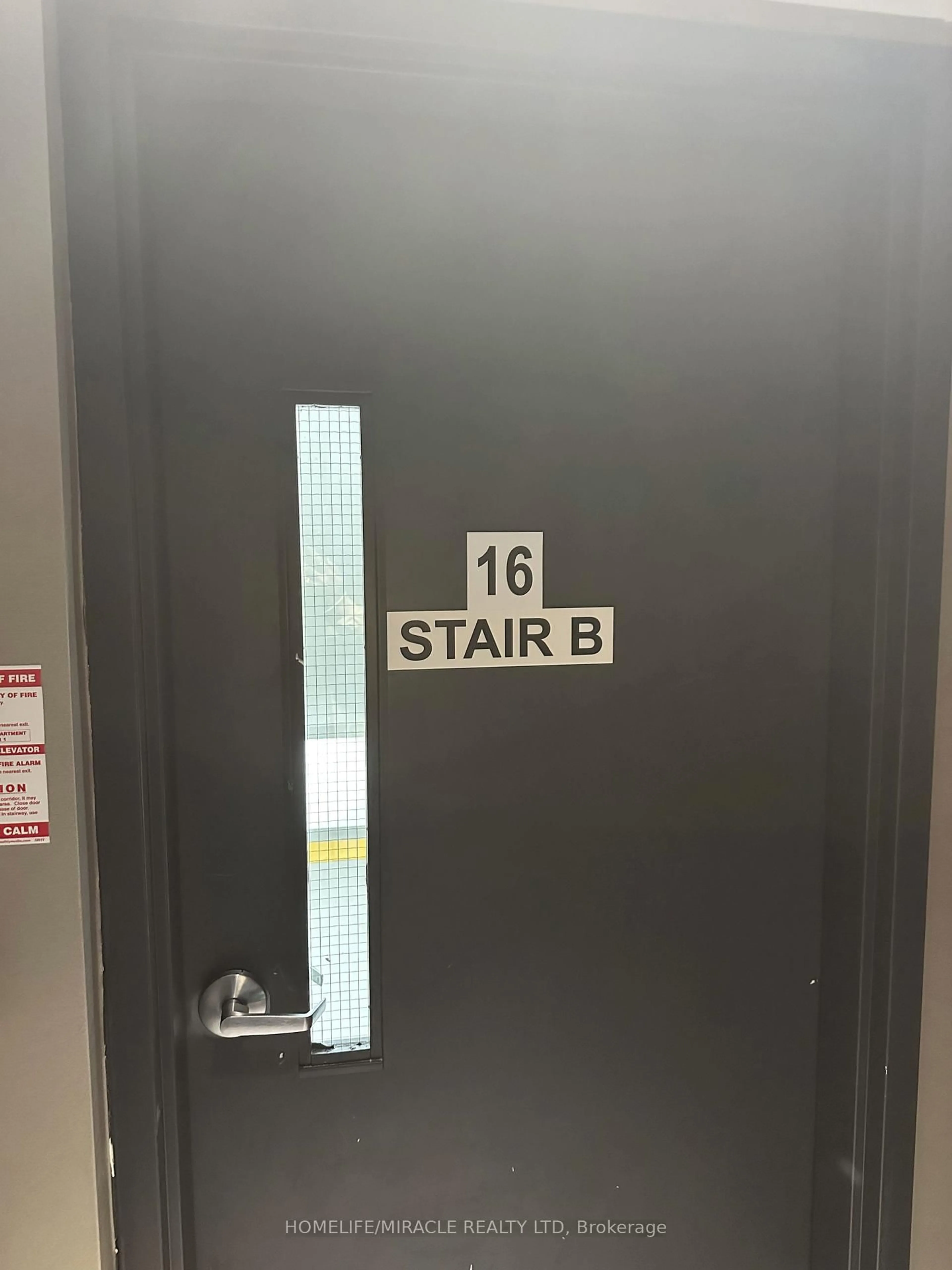 Stairs for 1455 Celebration Dr #1608, Pickering Ontario L1W 1L8