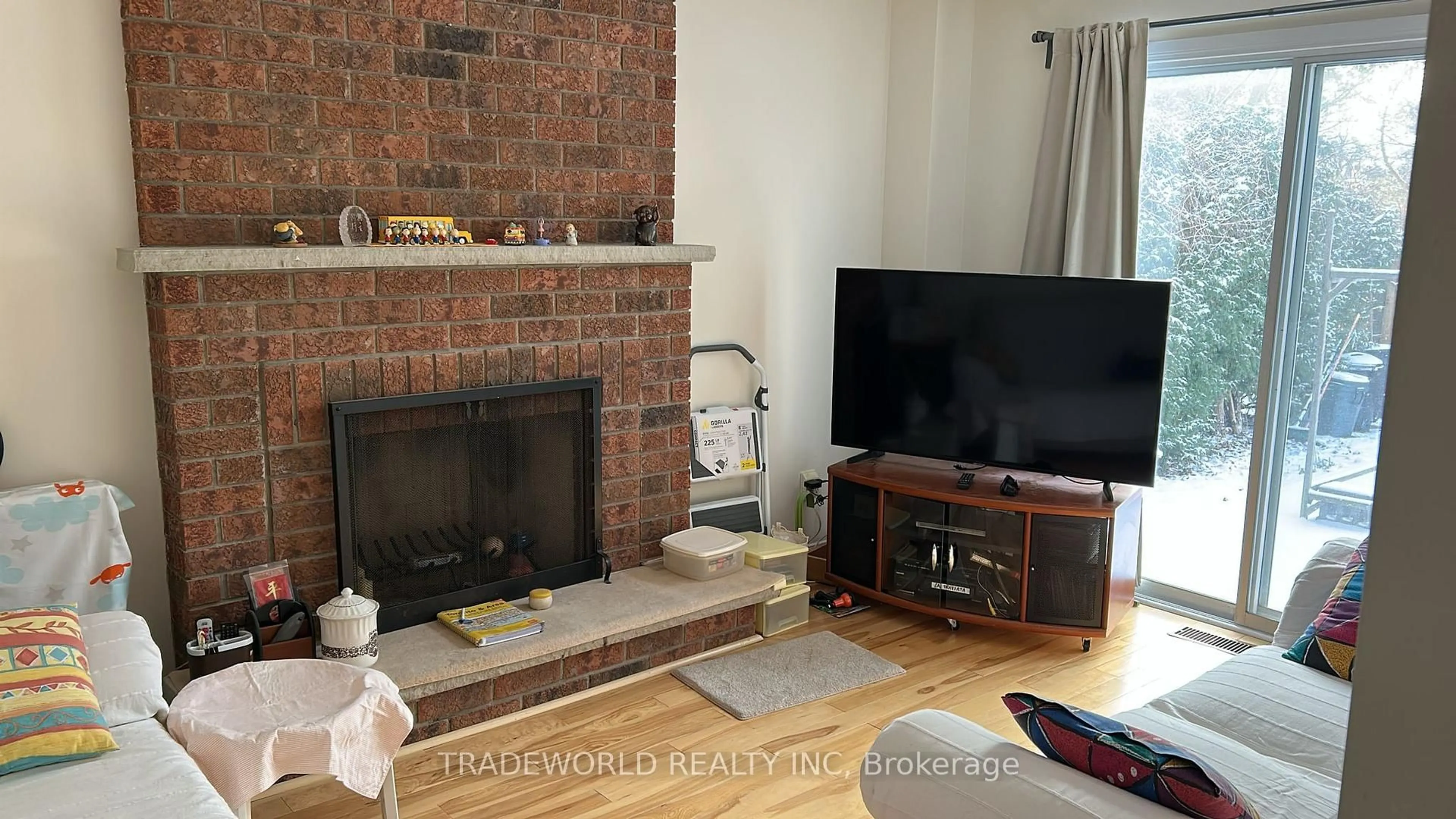 Living room with furniture, unknown for 54 Calverley Tr, Toronto Ontario M1C 3R5