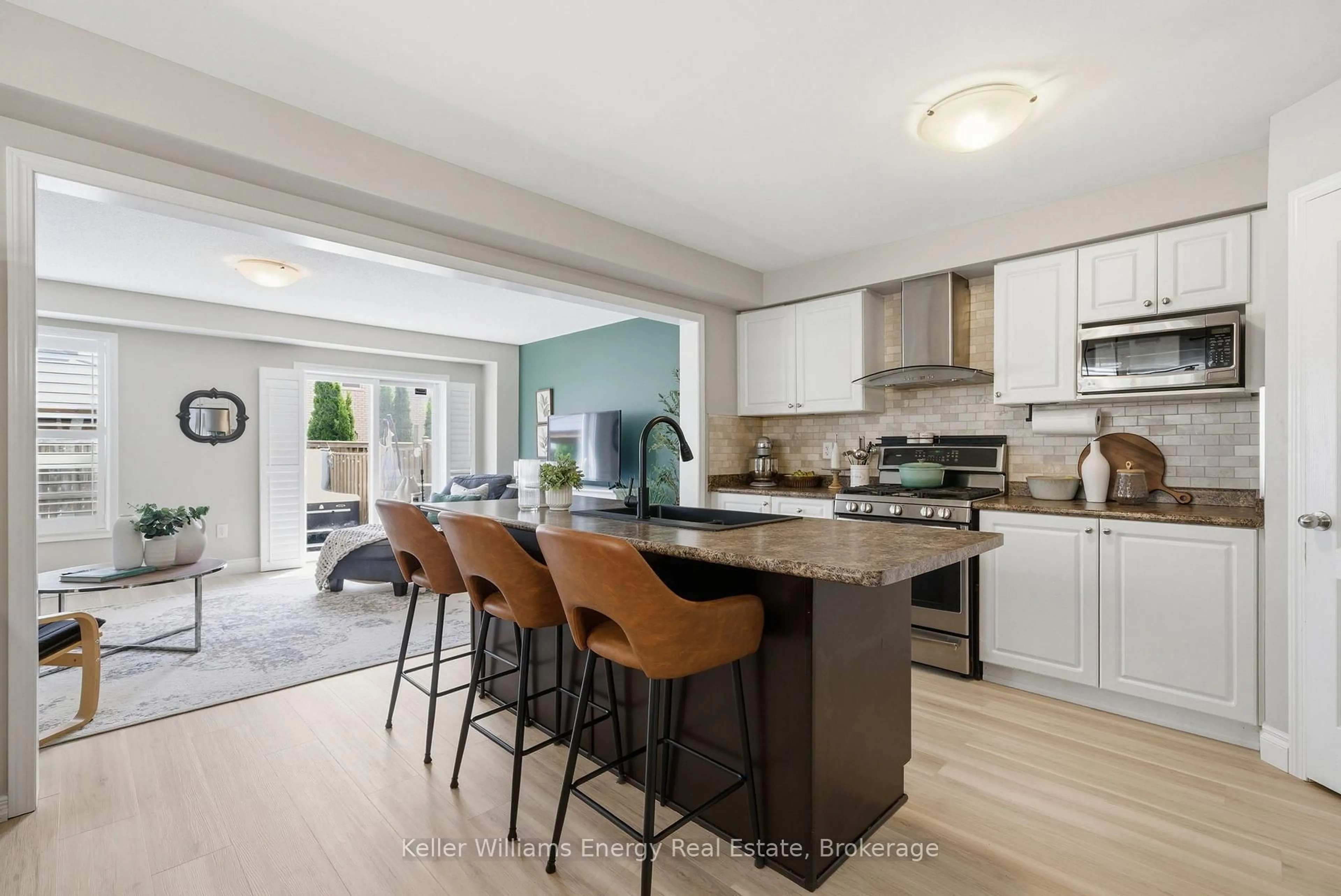 Open concept kitchen, unknown for 1640 Grandview St #15, Oshawa Ontario L1K 0S6