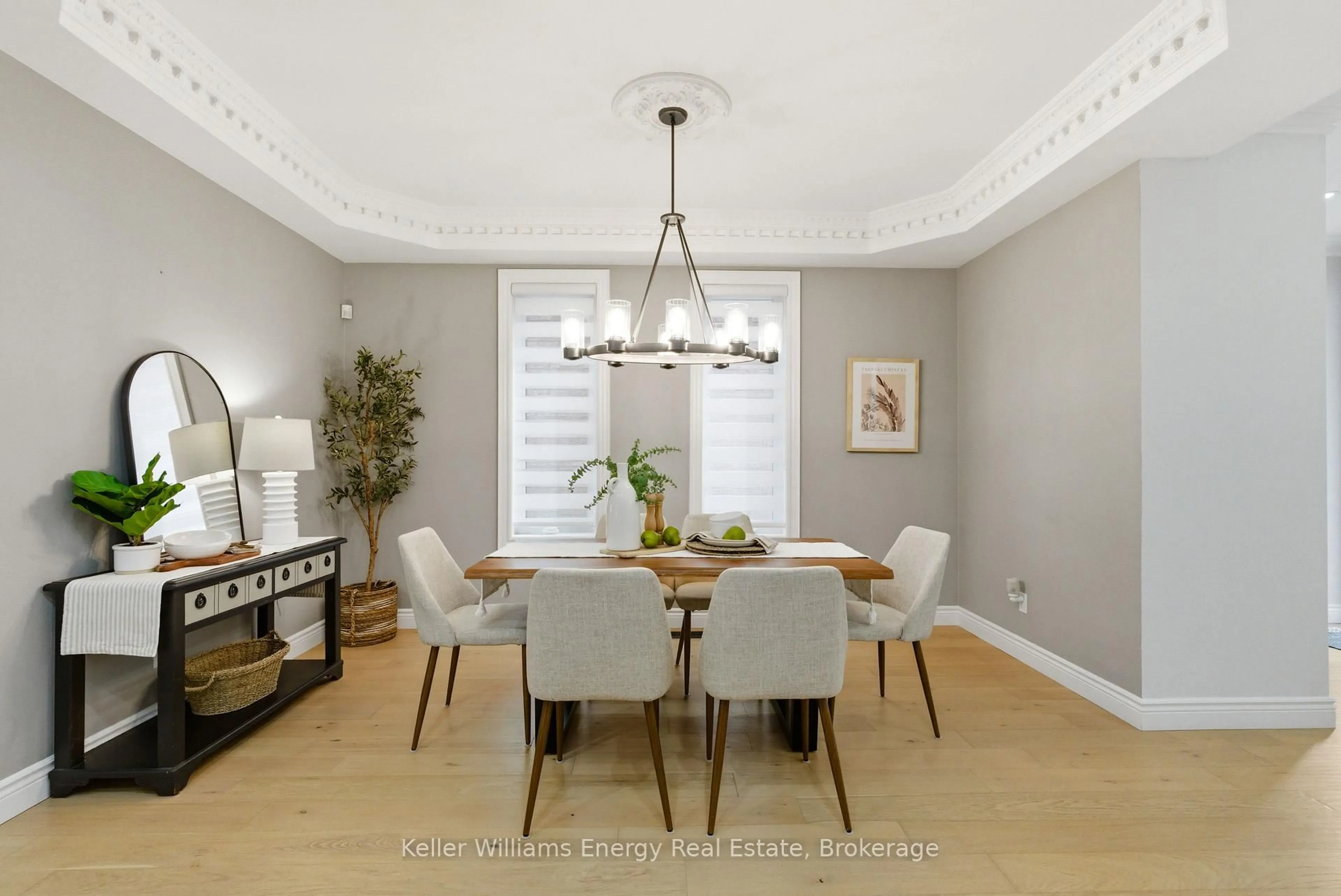 Dining room, unknown for 2019 Erin Gate Blvd, Pickering Ontario L1X 2V5