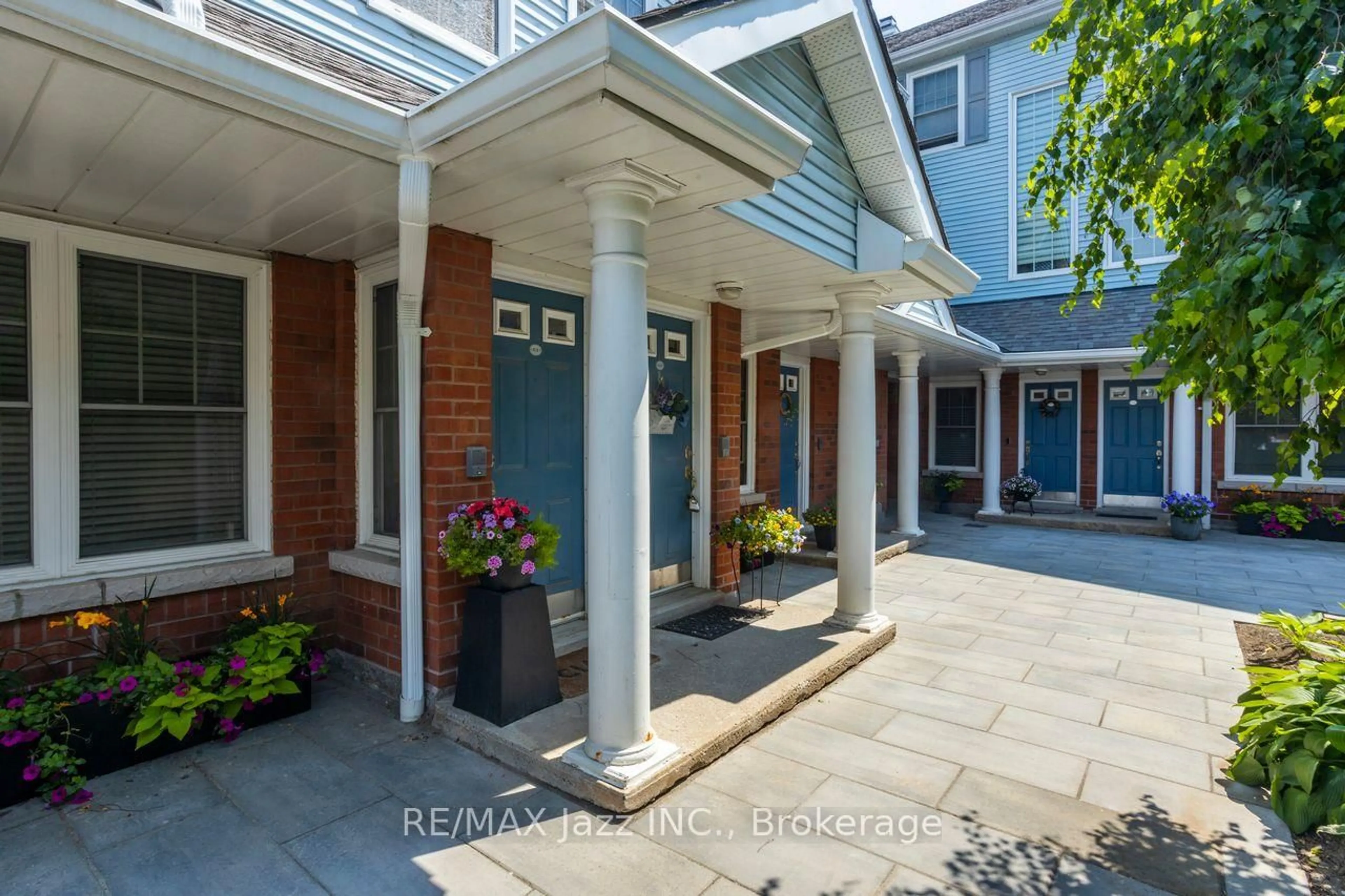 Unknown for 1655 Nash Rd #C2, Clarington Ontario L1E 1S8