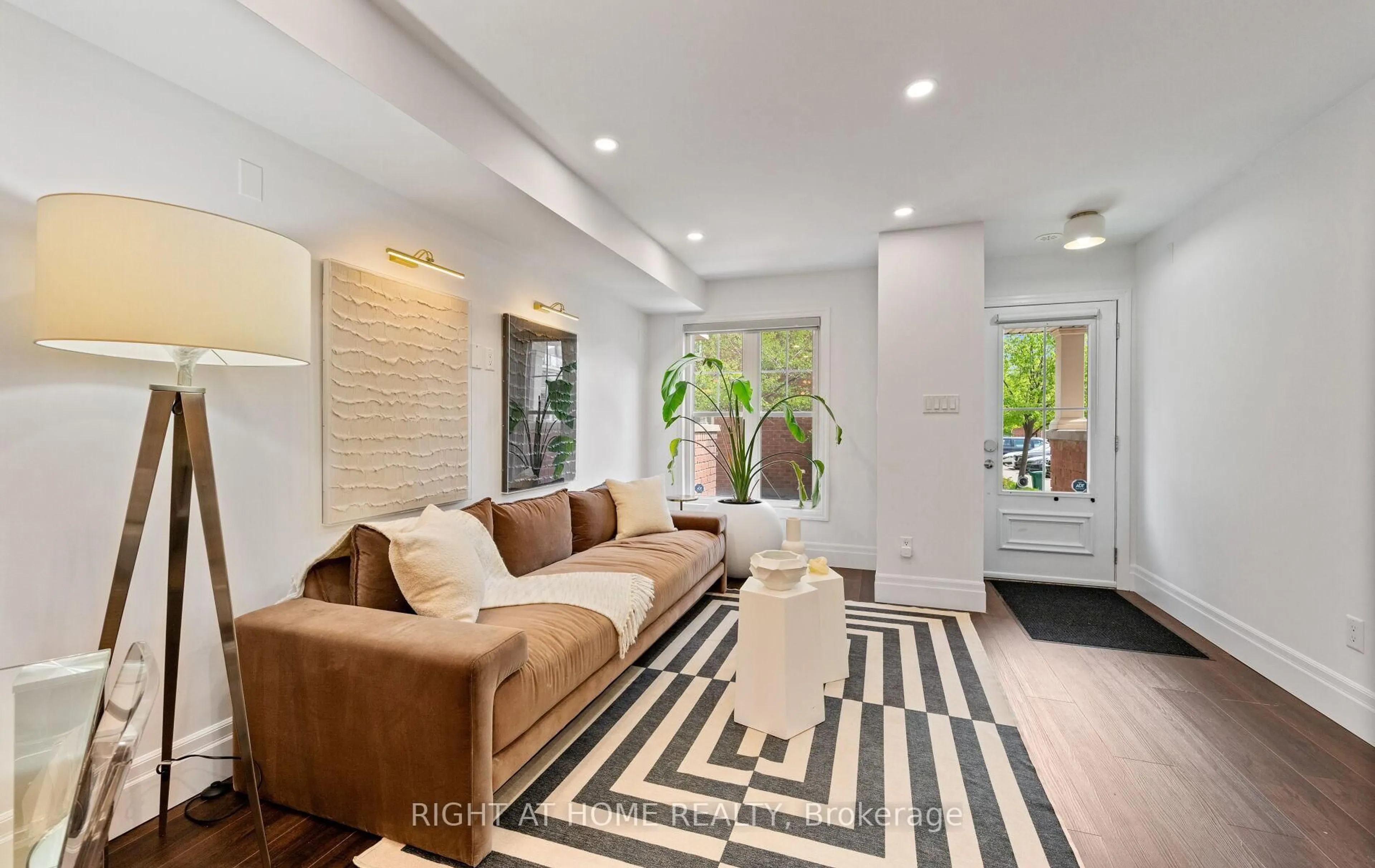 Living room with furniture, unknown for 50 Mendelssohn St #12, Toronto Ontario M1L 0G8