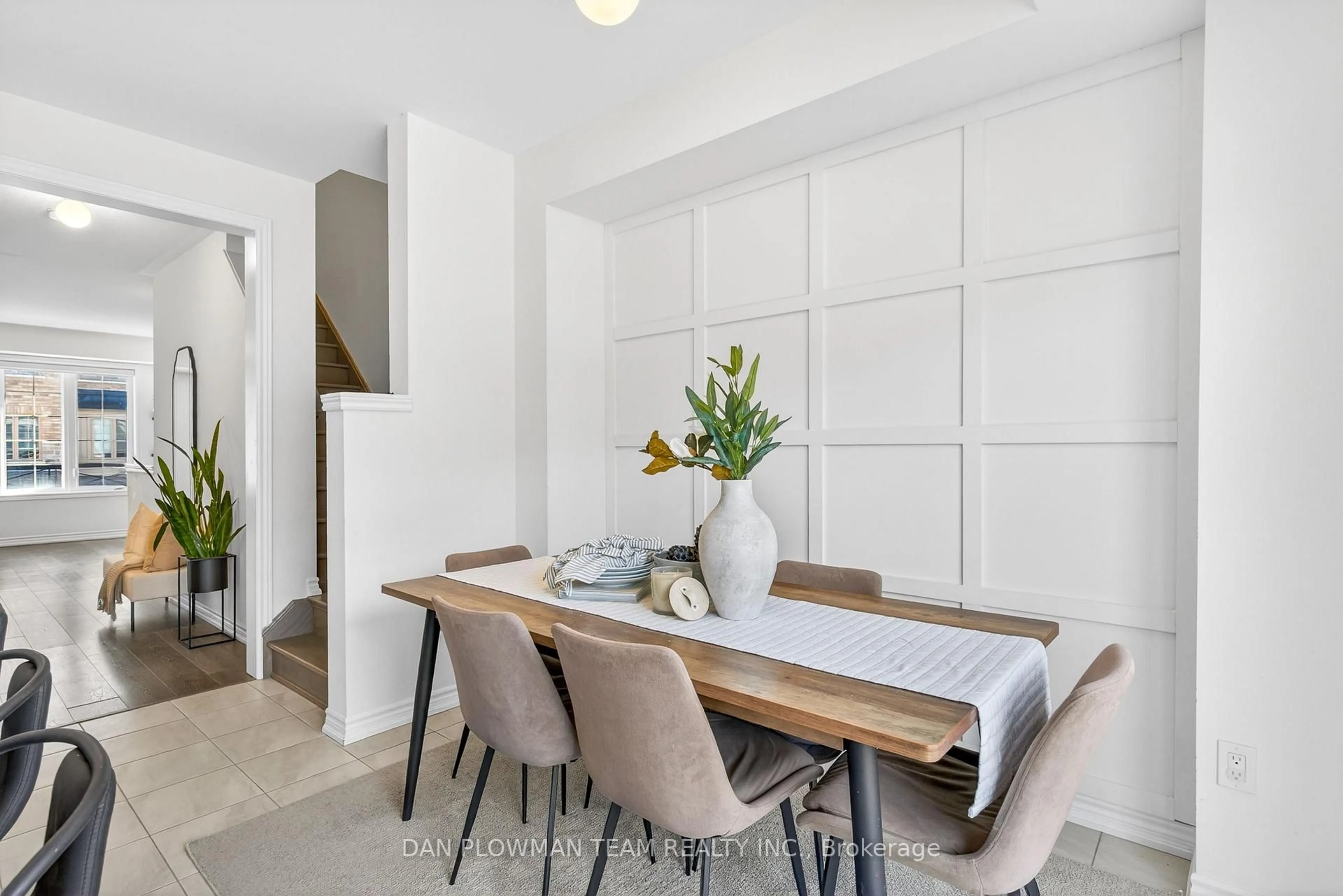 Dining room, unknown for 30 Hallmark Way, Whitby Ontario L1P 0K2