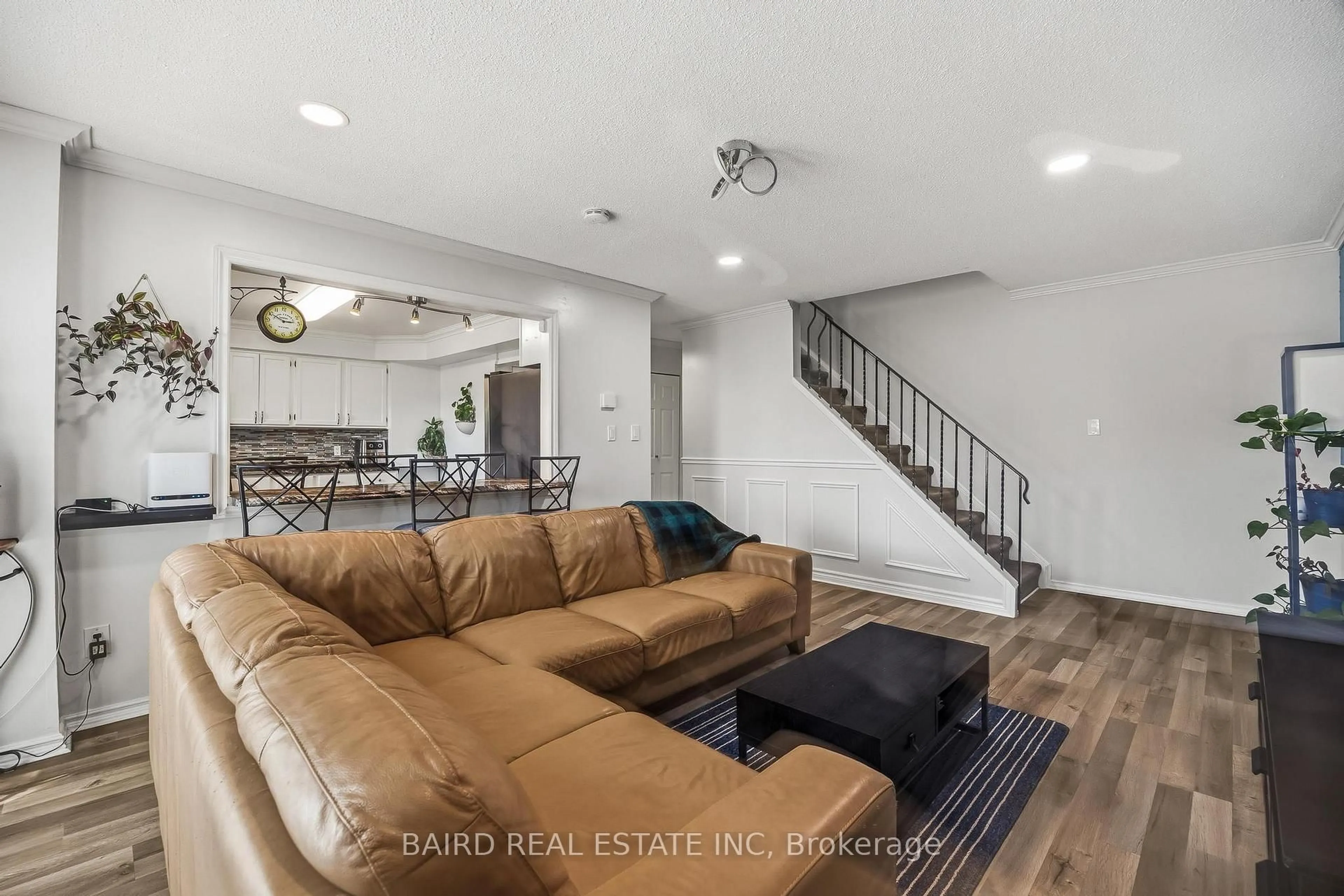 Living room with furniture, unknown for 1331 Mary St #6, Oshawa Ontario L1G 6Z2