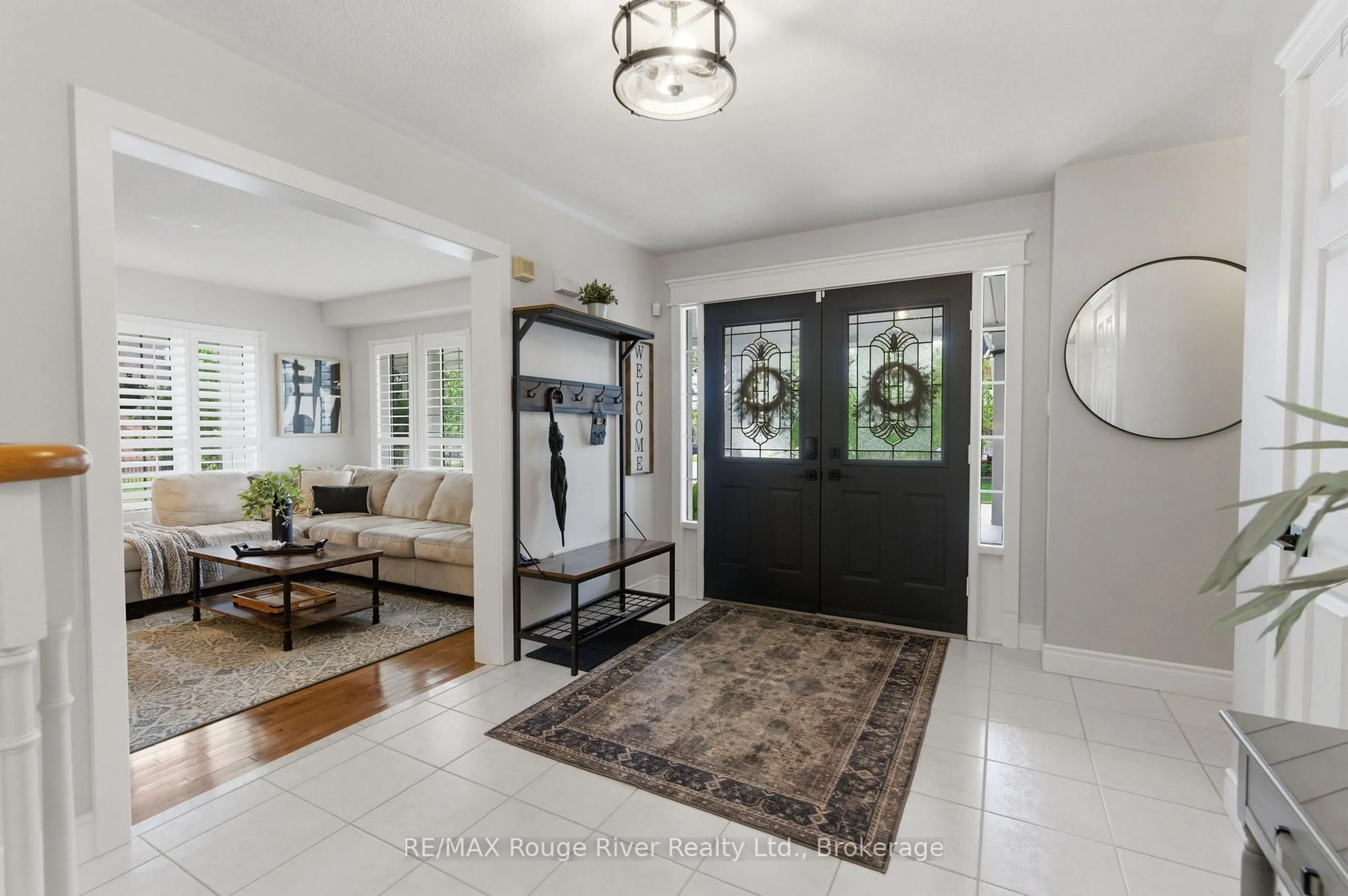 Indoor entryway for 1 Sturgess Cres, Whitby Ontario L1M 1J9