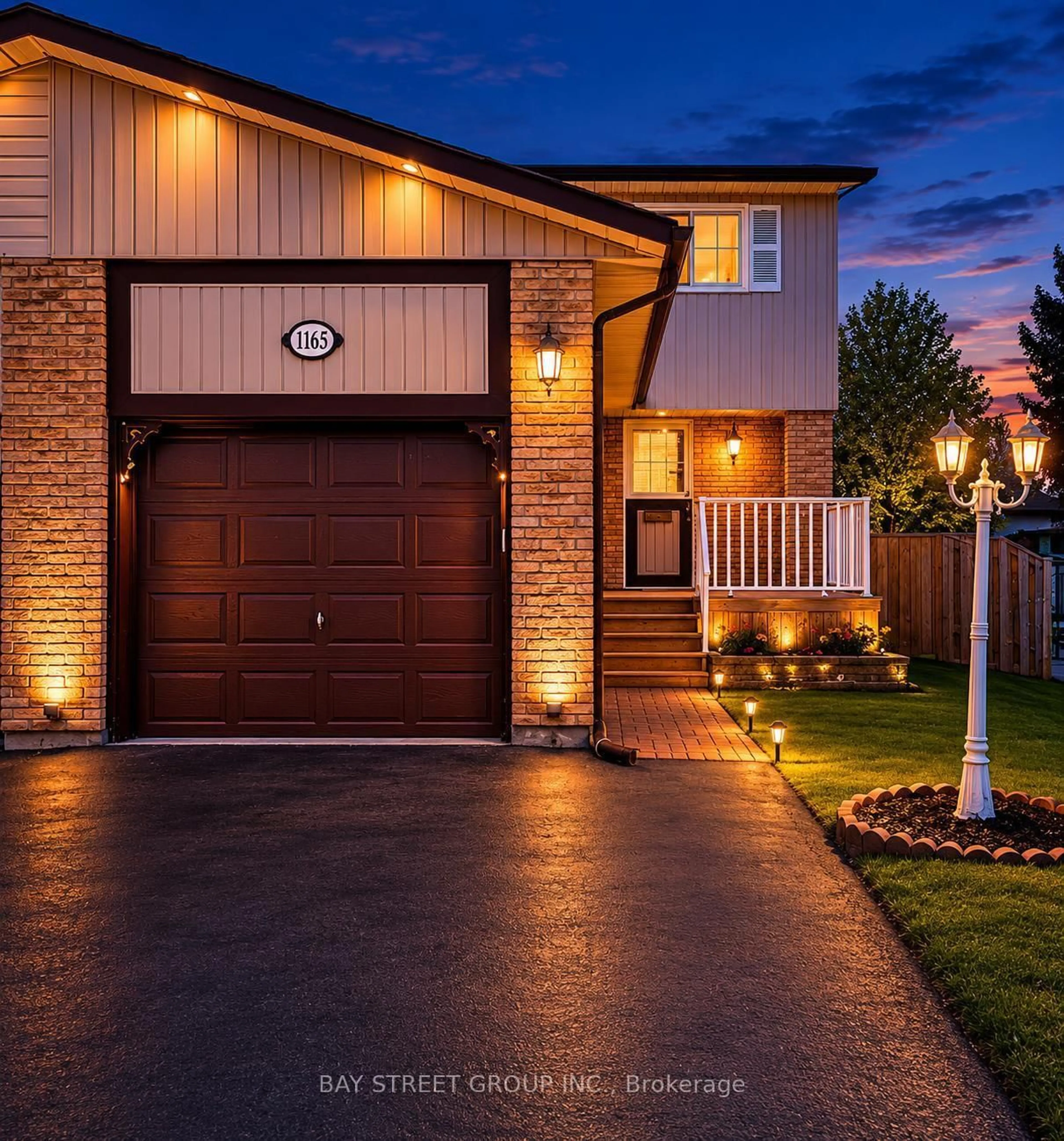 Home with brick exterior material, street for 1165 Southdale Ave, Oshawa Ontario L1H 7Y9