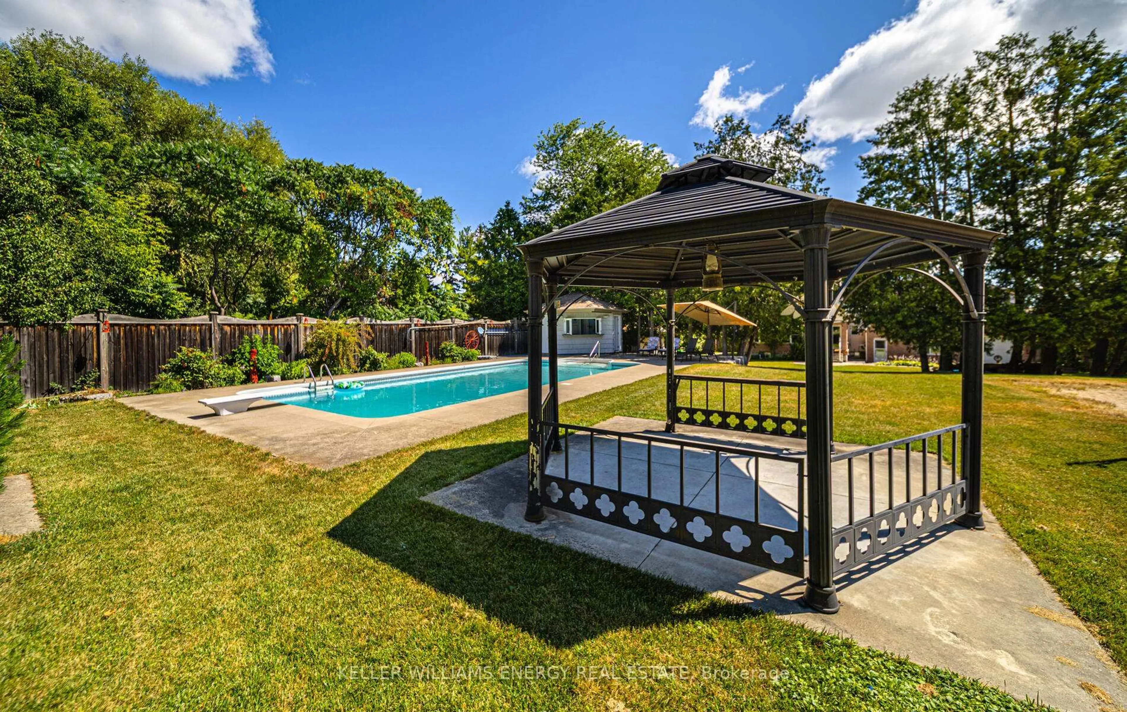 Pool for 2346 Prestonvale Rd, Clarington Ontario L1E 2S1