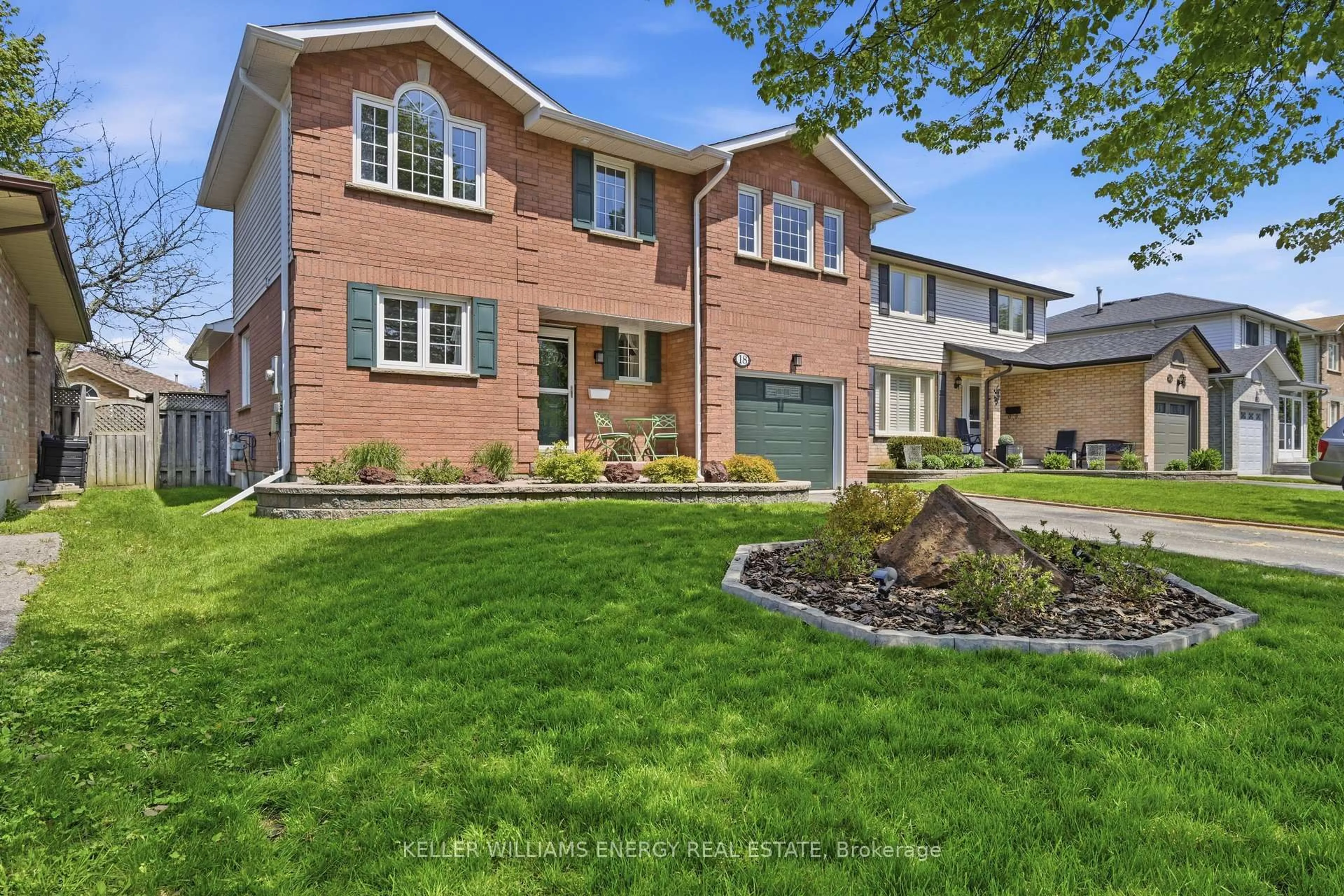 Home with brick exterior material, street for 18 ARRAN Crt, Clarington Ontario L1E 2E5
