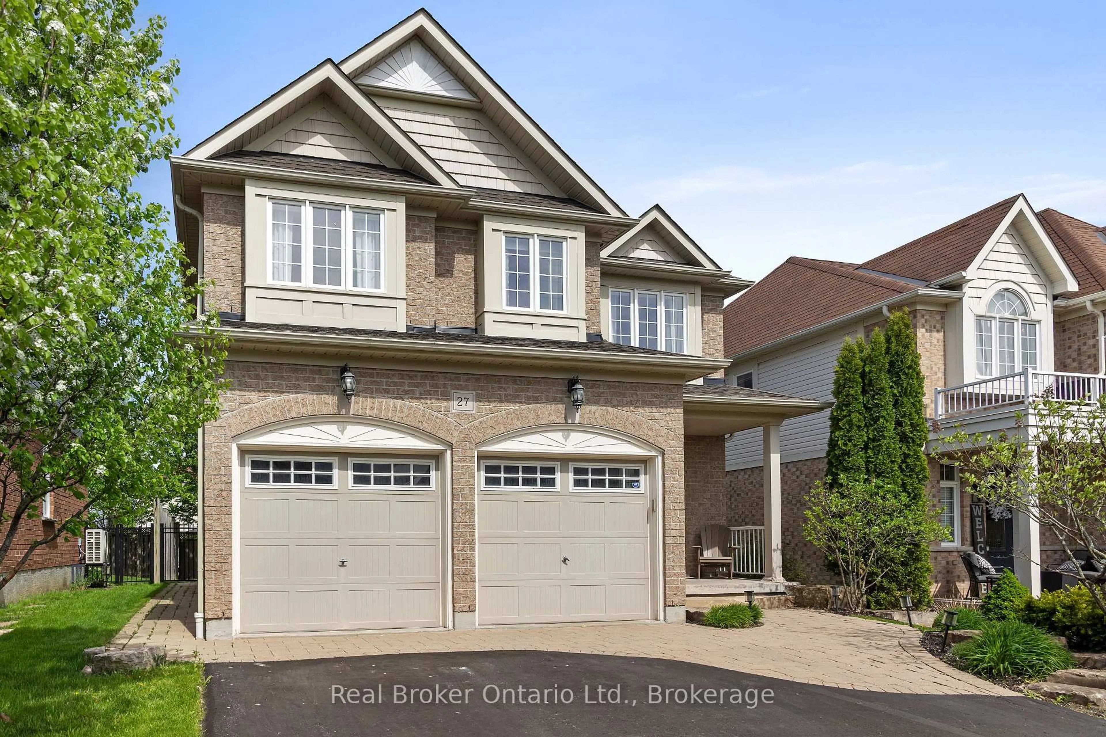 Home with brick exterior material, street for 27 Goodall Cres, Clarington Ontario L1C 0G2