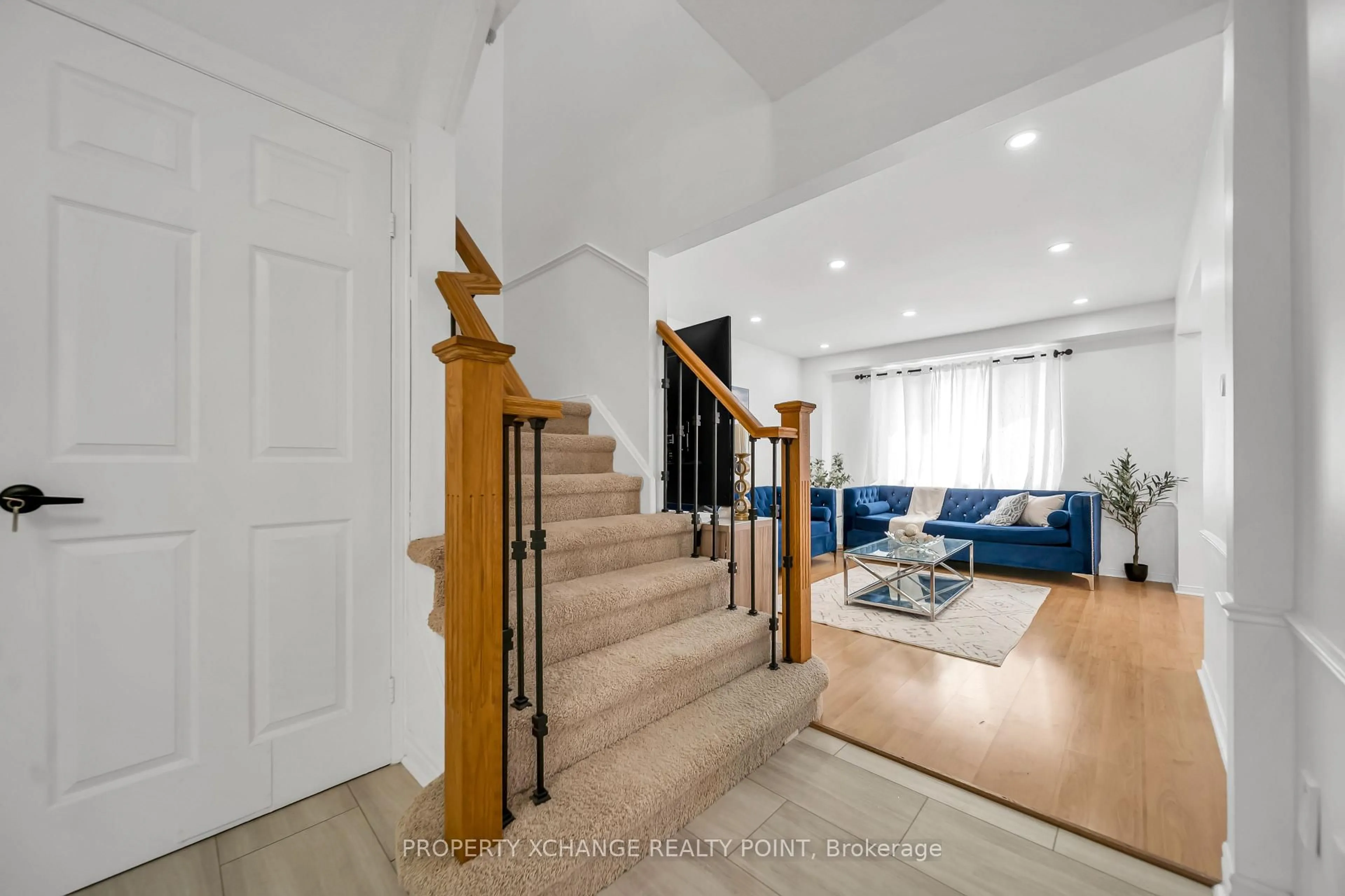 Unknown for 1569 Connery Cres, Oshawa Ontario L1J 8G3