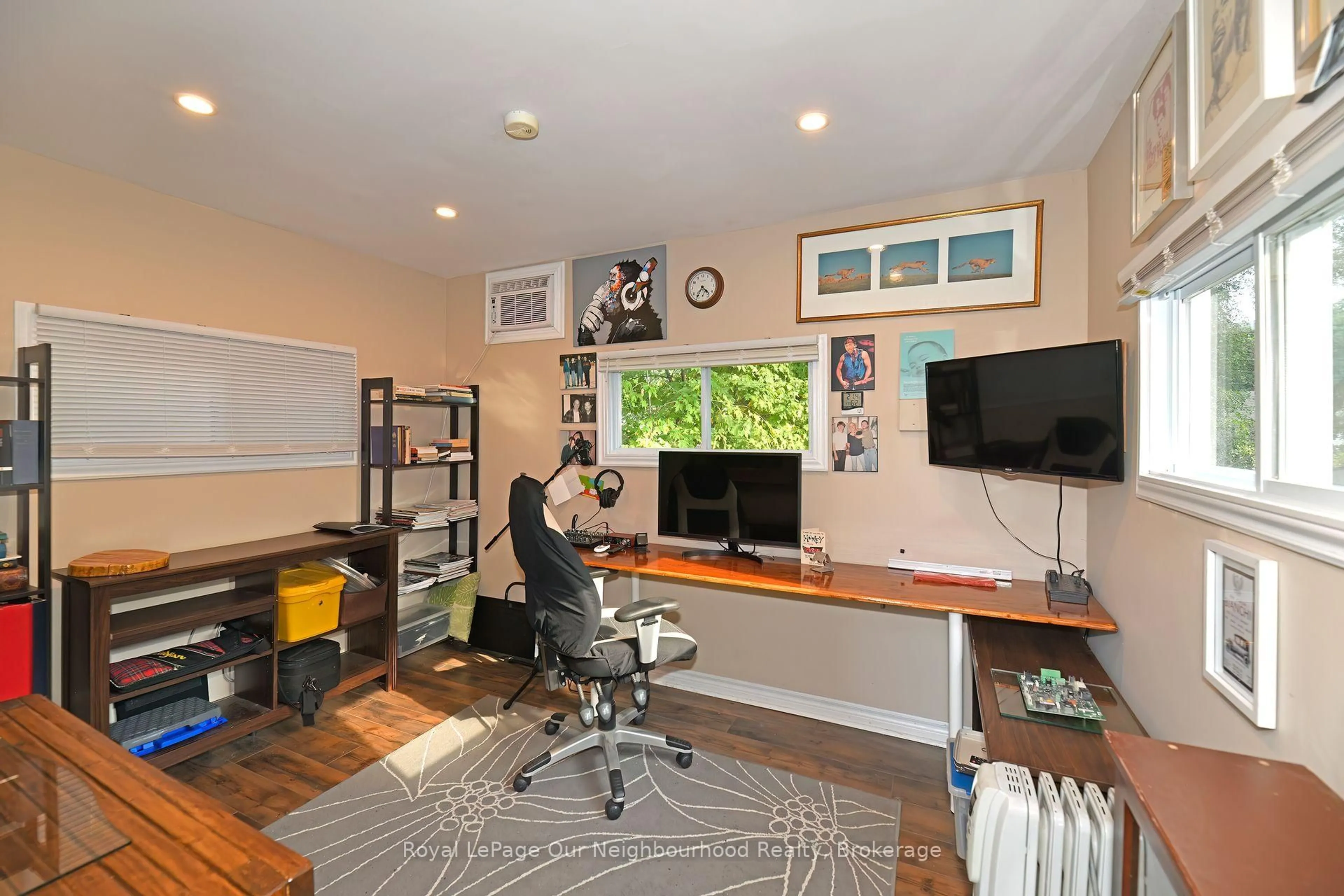 A pic of a room for 1275 Kingston Rd, Toronto Ontario M1N 1P4