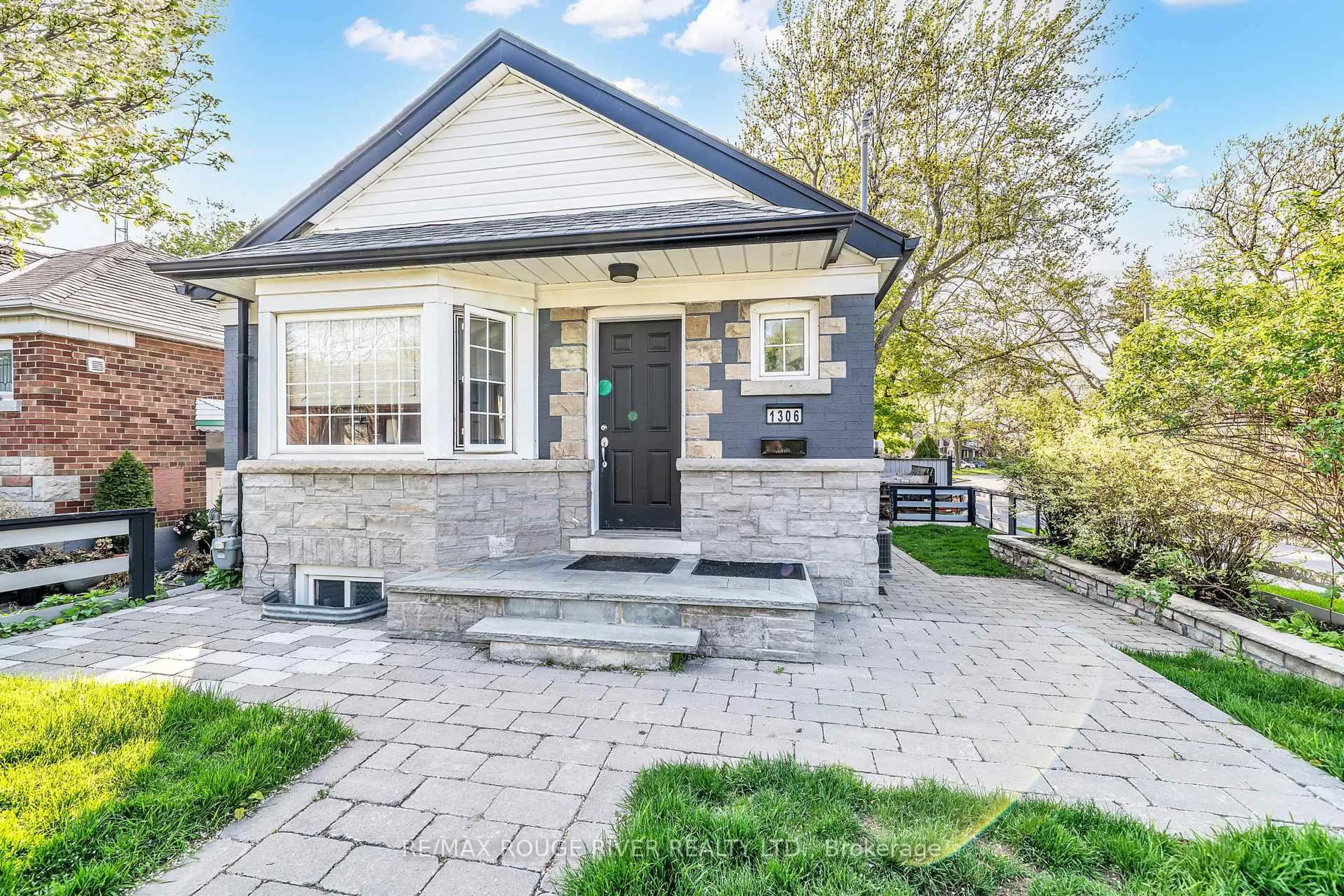 Home with brick exterior material, street for 1306 Kingston Rd, Toronto Ontario M1N 1P5