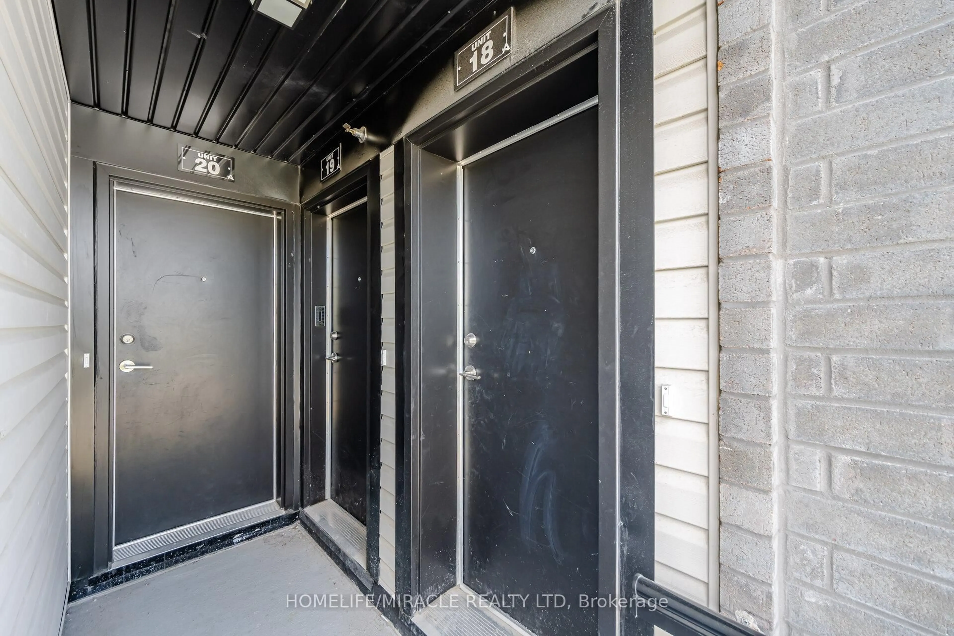 Unknown for 30 Liben Way #18, Toronto Ontario M1J 3Z4