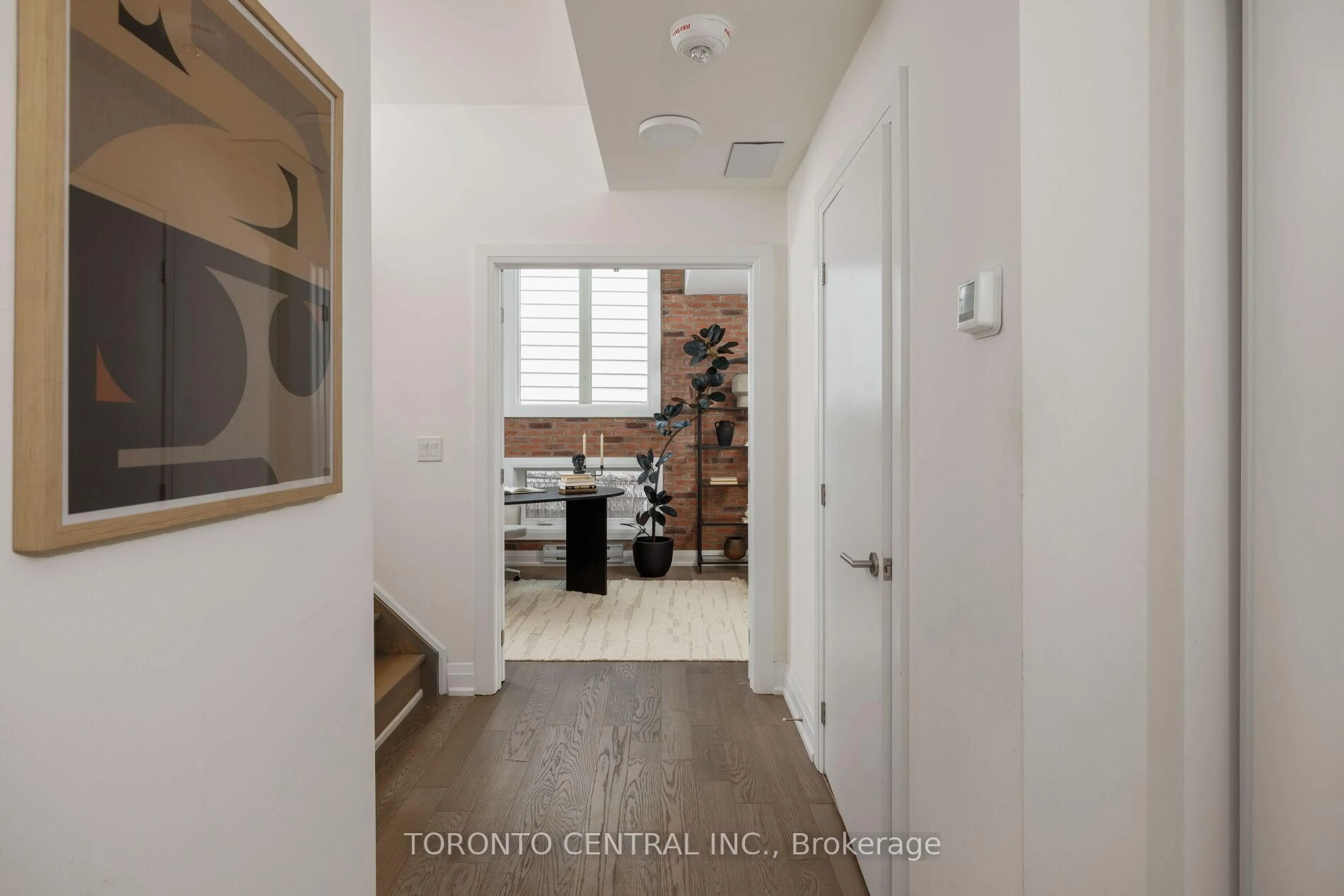 Indoor entryway for 175 Jones Ave #2, Toronto Ontario M4M 3A2