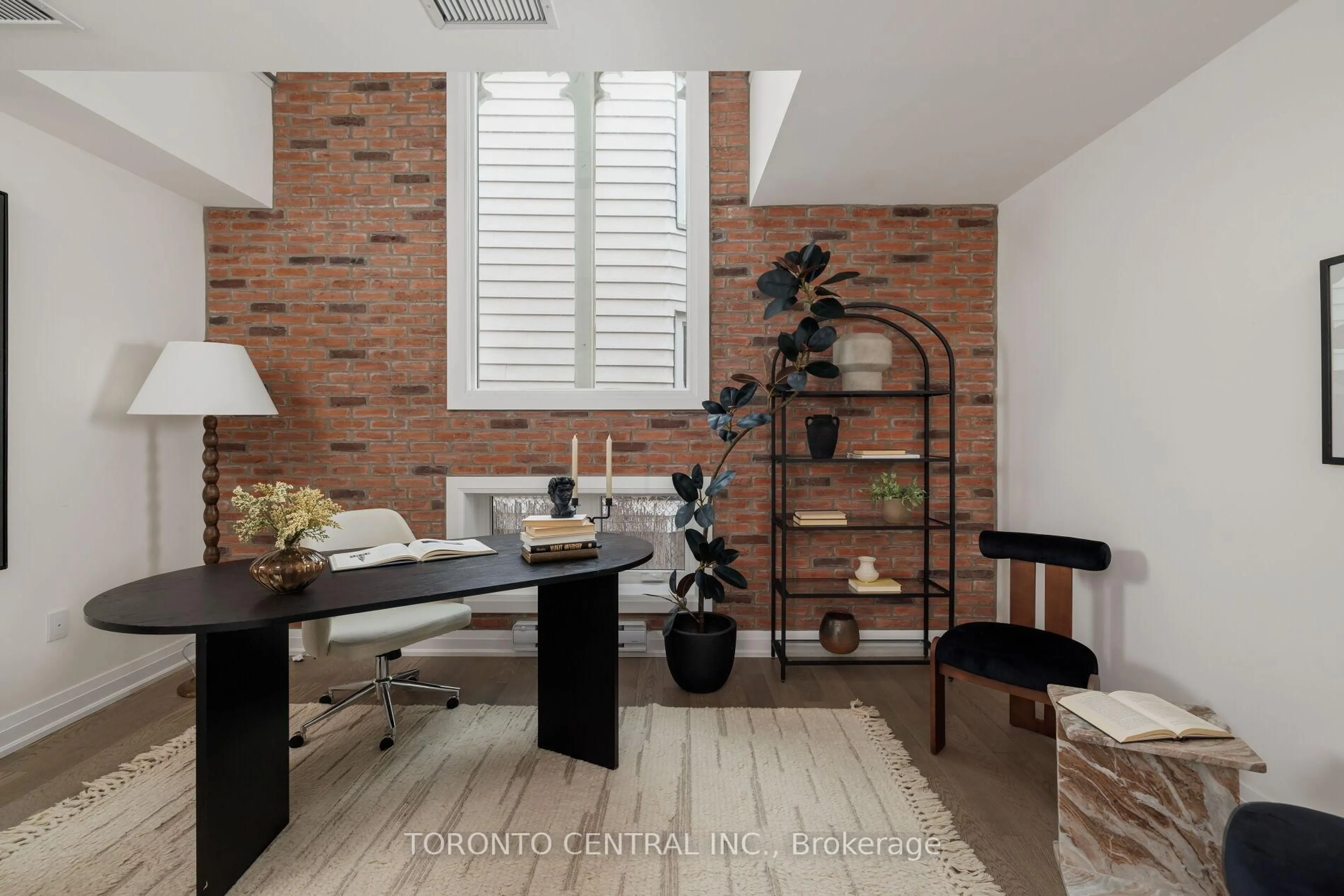 Unknown for 175 Jones Ave #2, Toronto Ontario M4M 3A2