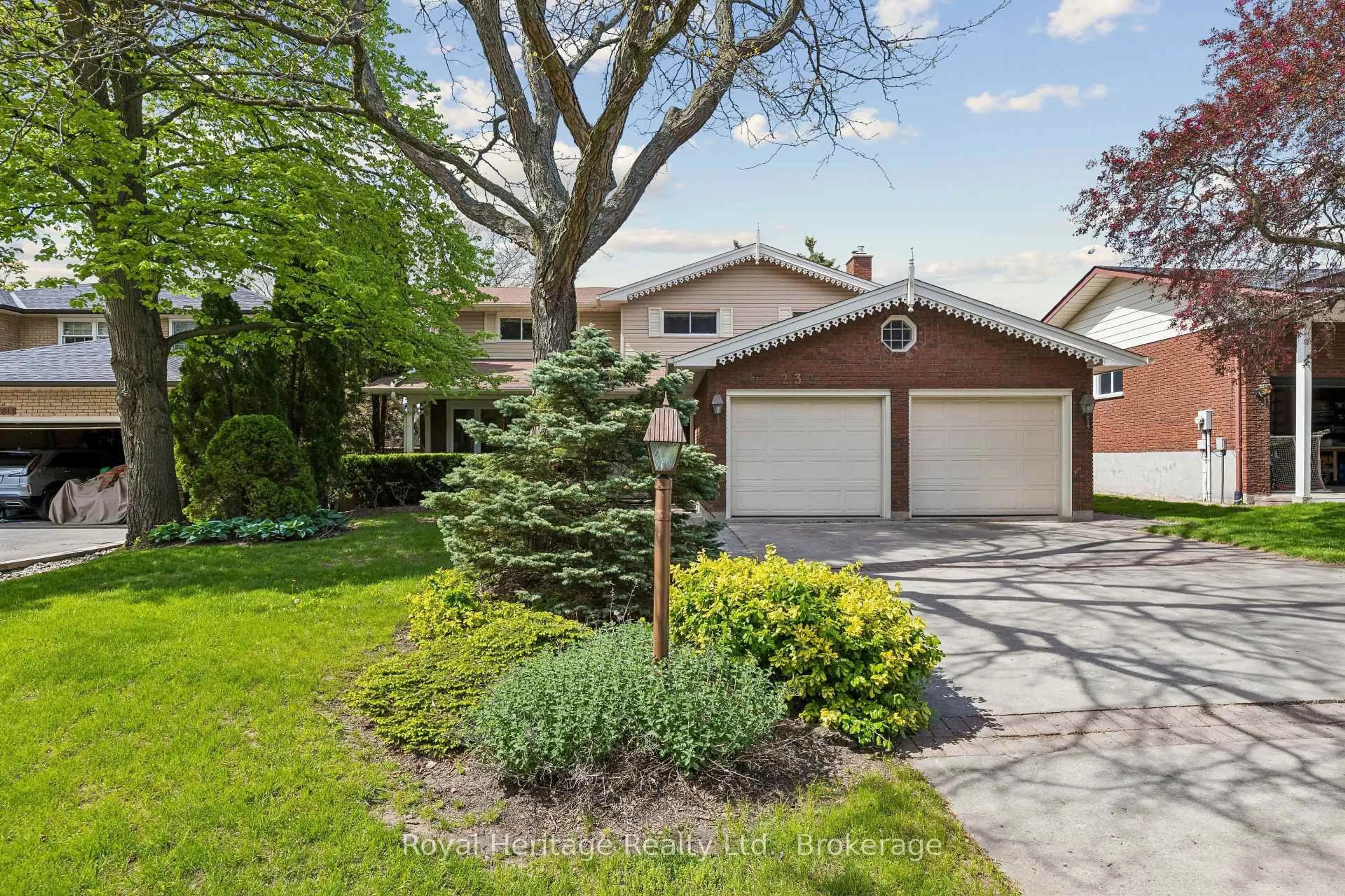 Unknown for 232 BEATRICE St, Oshawa Ontario L1G 7M9