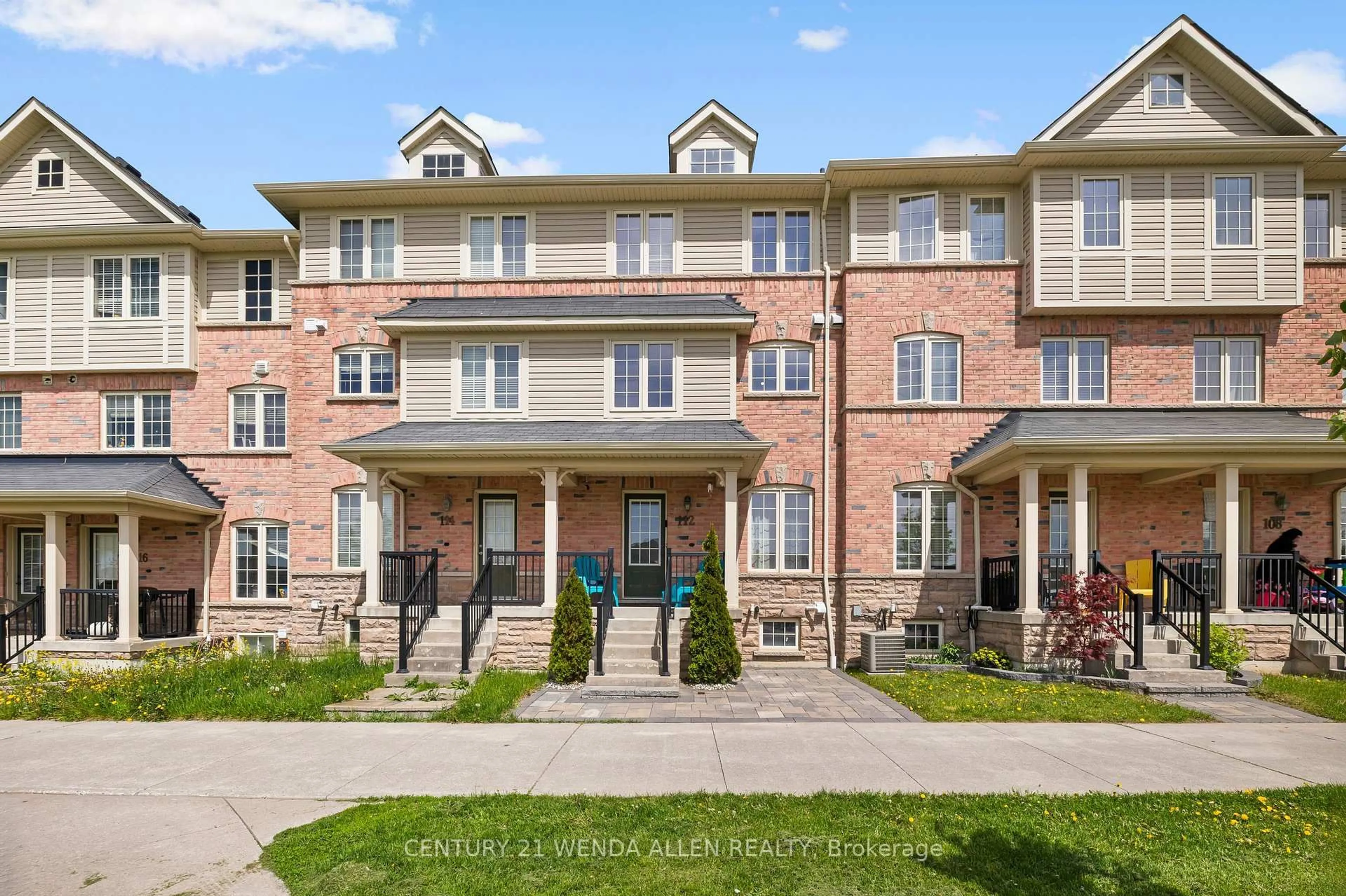 Unknown for 112 Goss Lane, Ajax Ontario L1Z 0K9