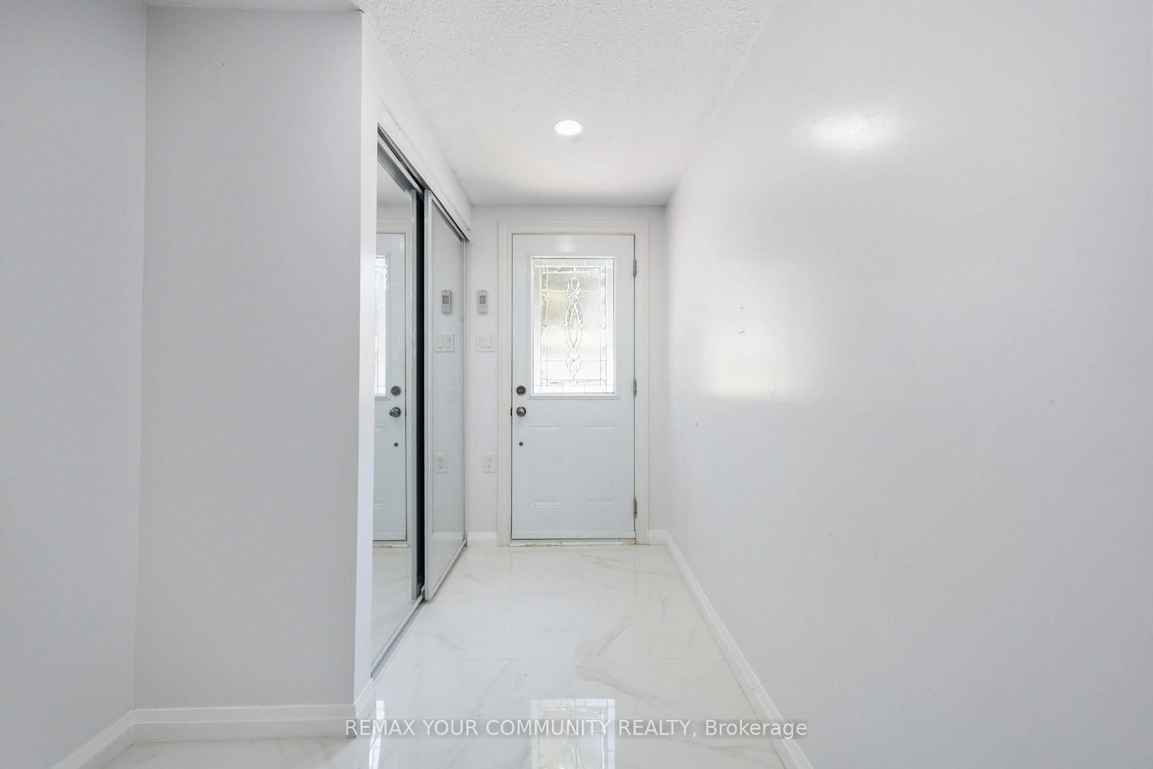 Unknown for 141 Galloway Rd #1, Toronto Ontario M1E 4X4
