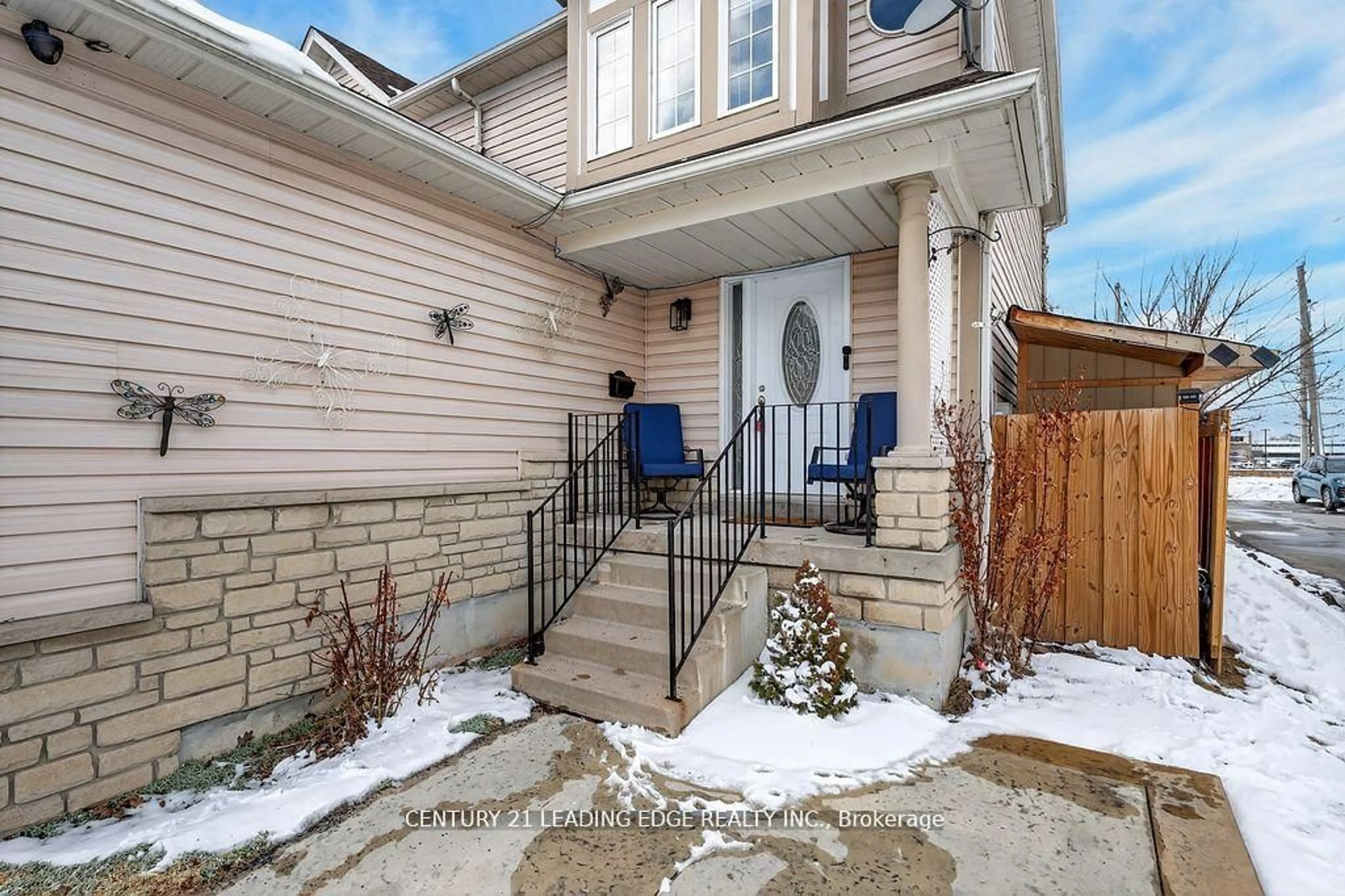 Unknown for 56 Ivory Crt, Clarington Ontario L1C 5C1