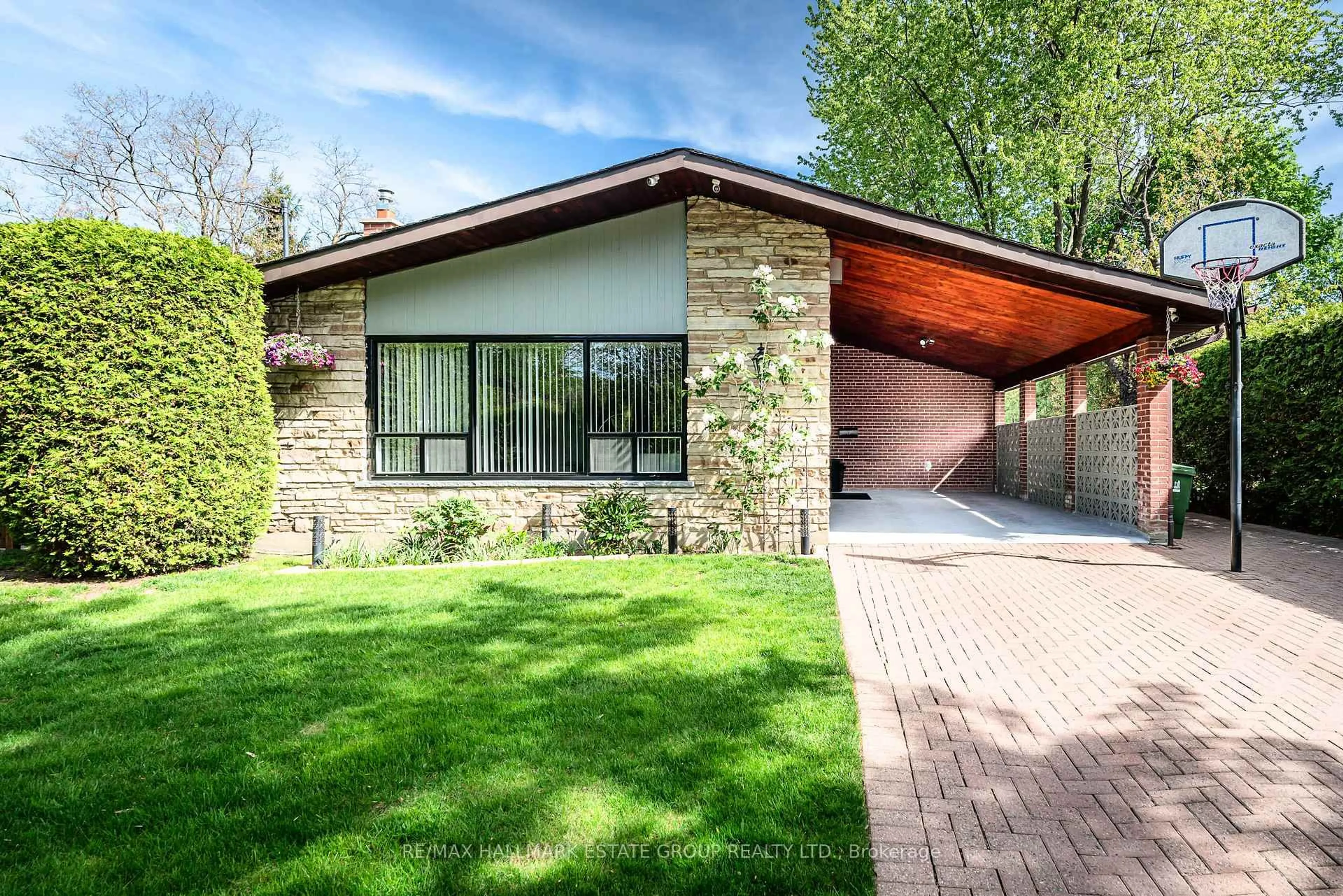 Home with brick exterior material, street for 6 Providence St, Toronto Ontario M1J 2A5