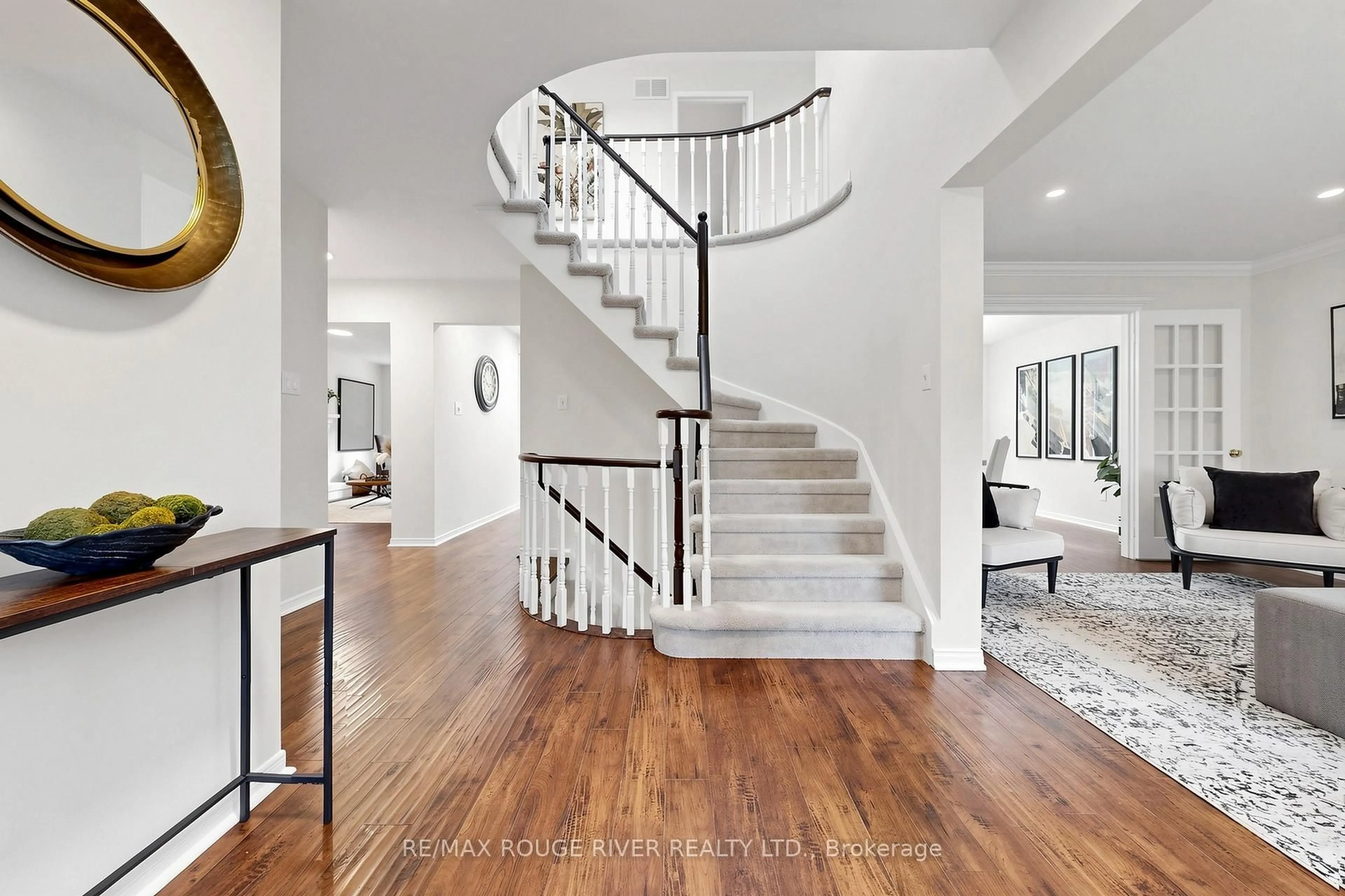 Unknown for 1110 Timber Crt, Pickering Ontario L1X 1T4