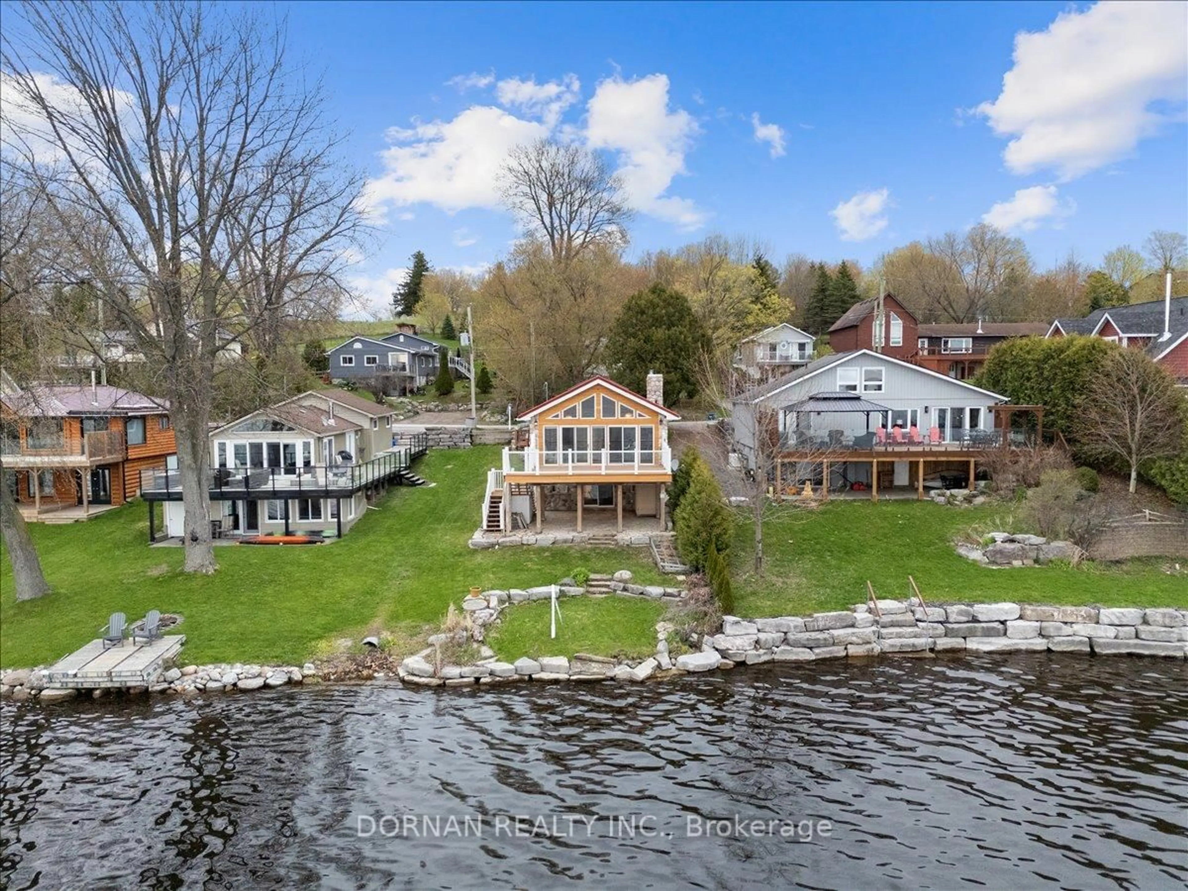 A pic from outside/outdoor area/front of a property/back of a property/a pic from drone, water/lake/river/ocean view for 204 Portview Rd, Scugog Ontario L9L 1B4