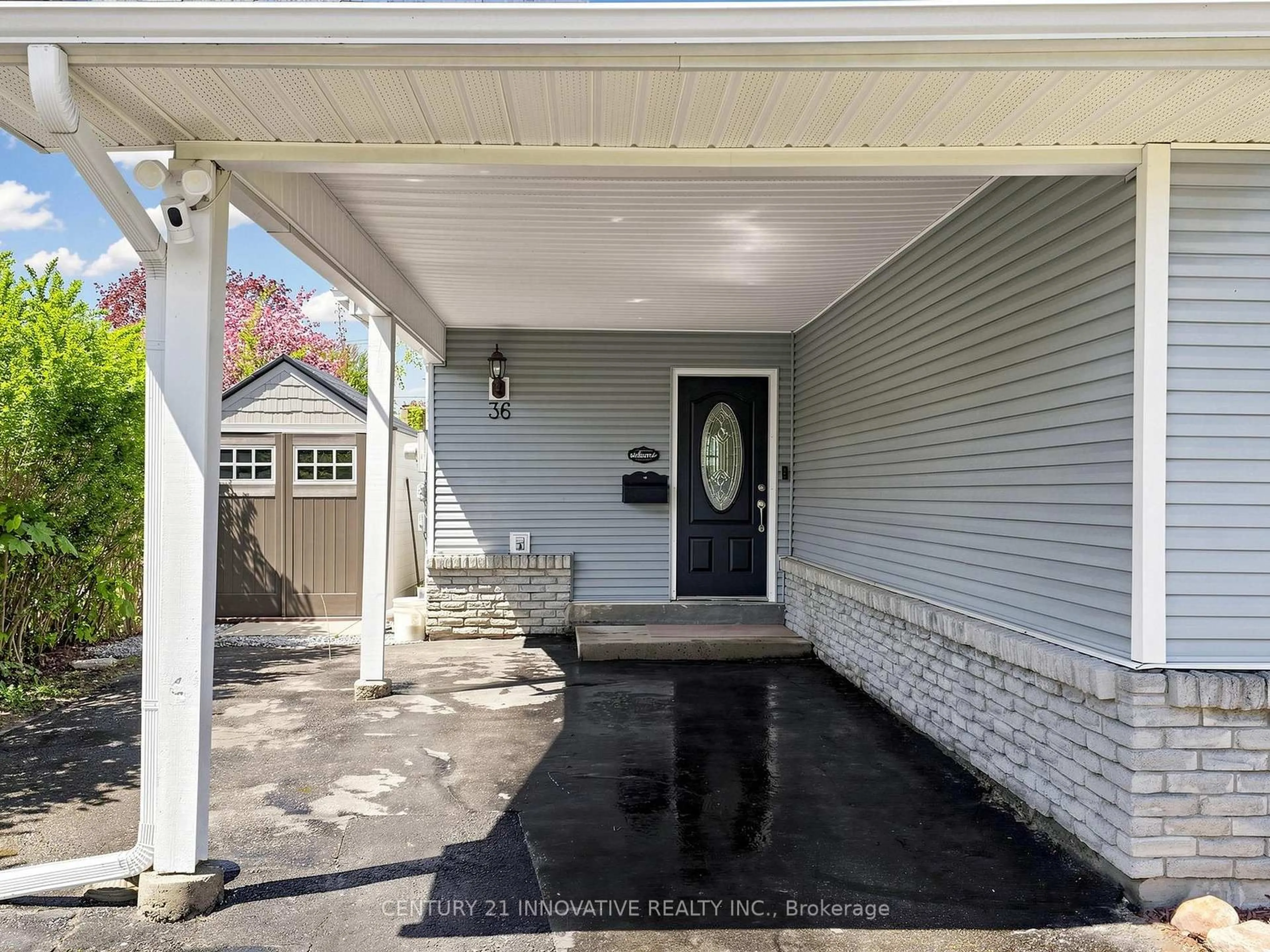 Unknown for 36 Deerpark Cres, Clarington Ontario L1C 3M3