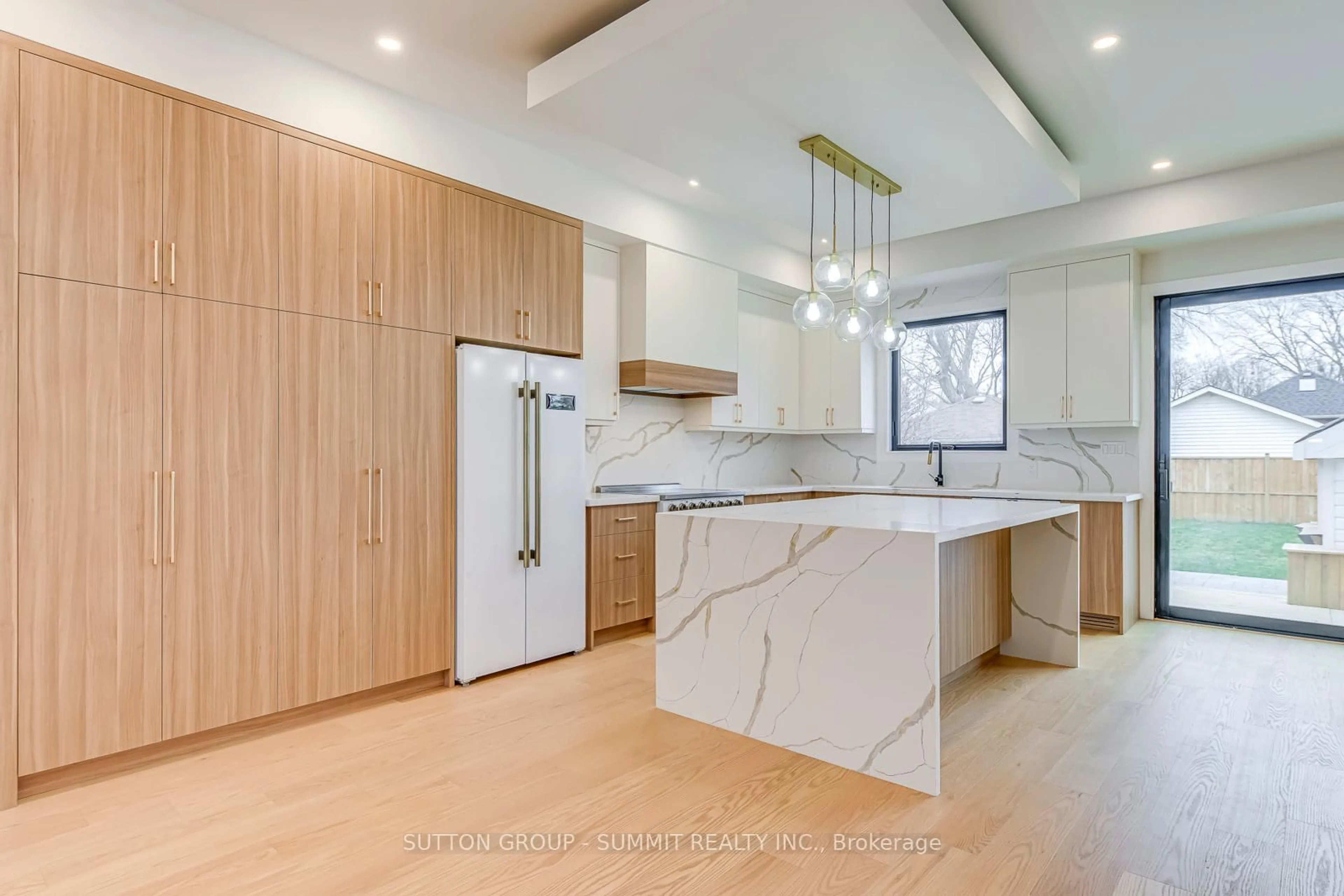 Open concept kitchen, unknown for 103 Kalmar Ave, Toronto Ontario M1N 3G5