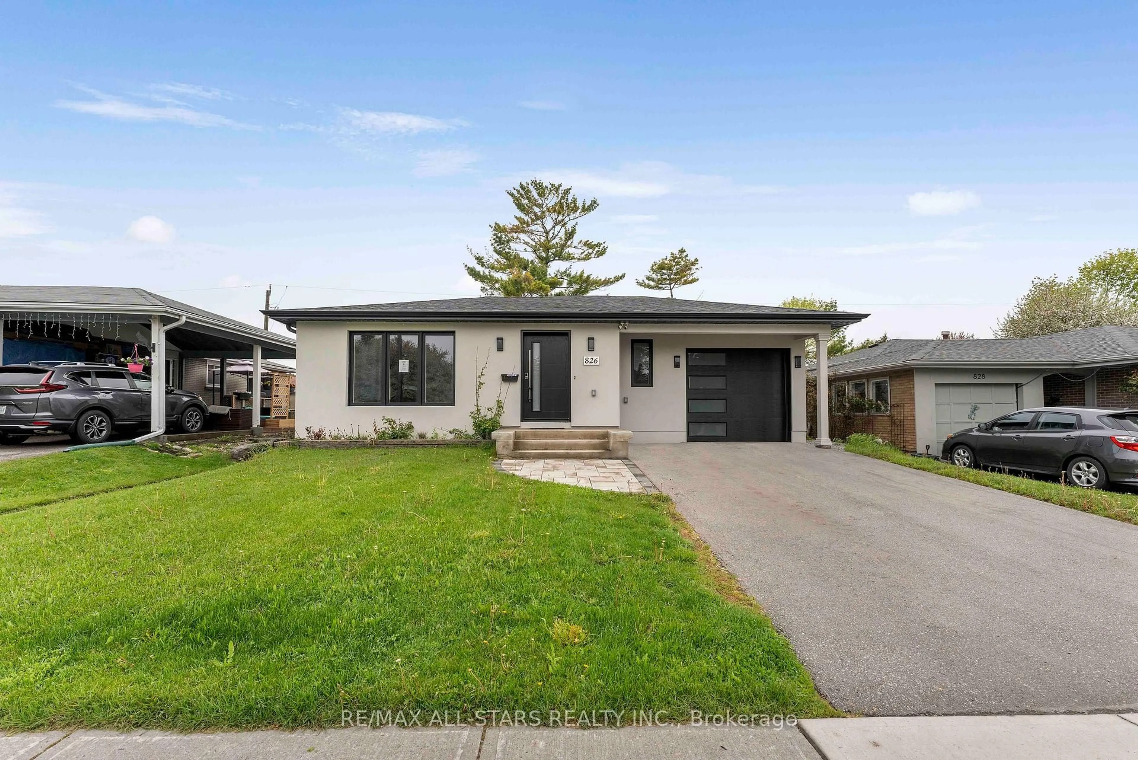 Home with brick exterior material, street for 826 Krosno Blvd, Pickering Ontario L1W 1G9