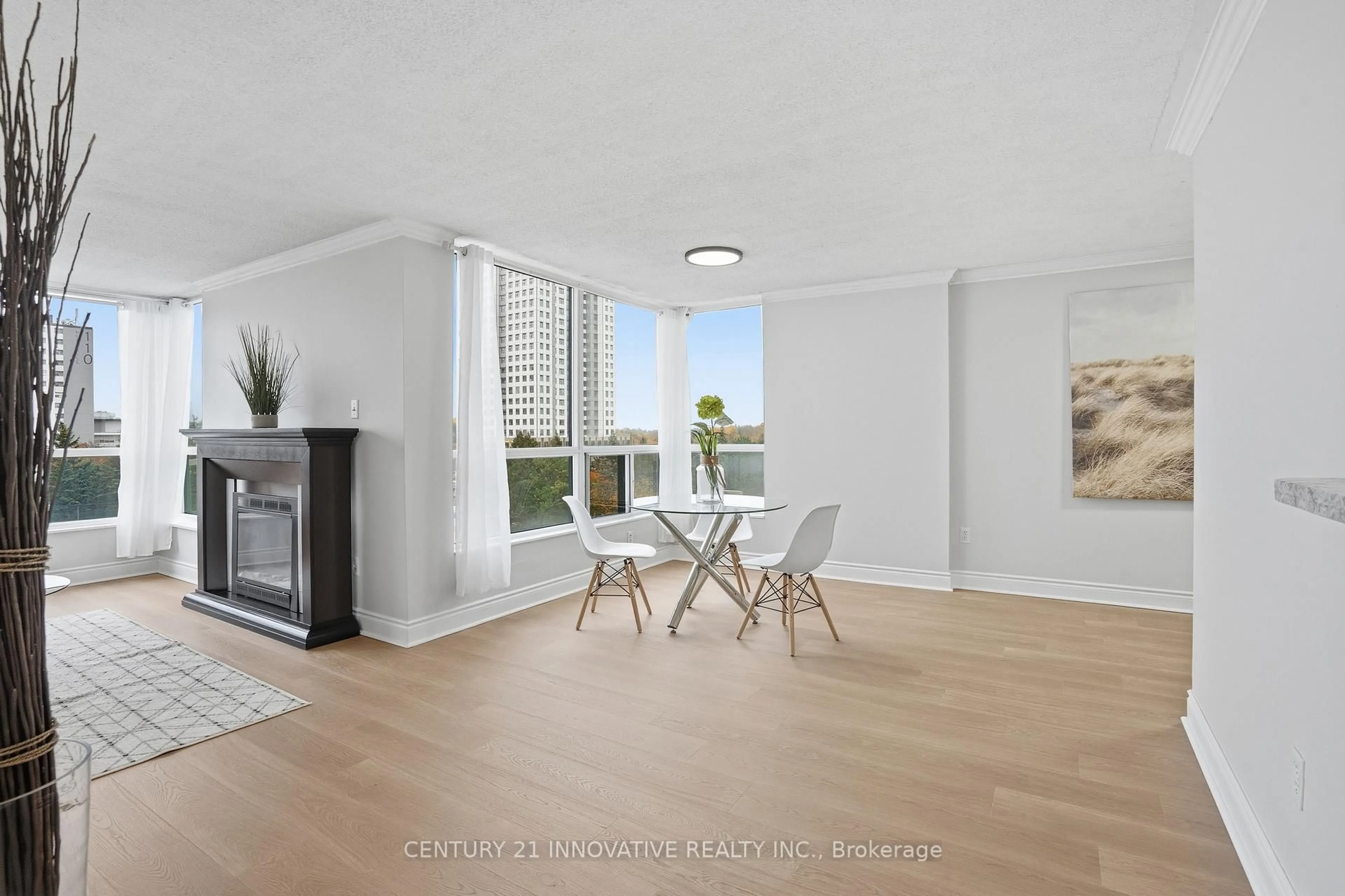 A pic of a room for 3050 Ellesmere Rd #619, Toronto Ontario M1E 5E6