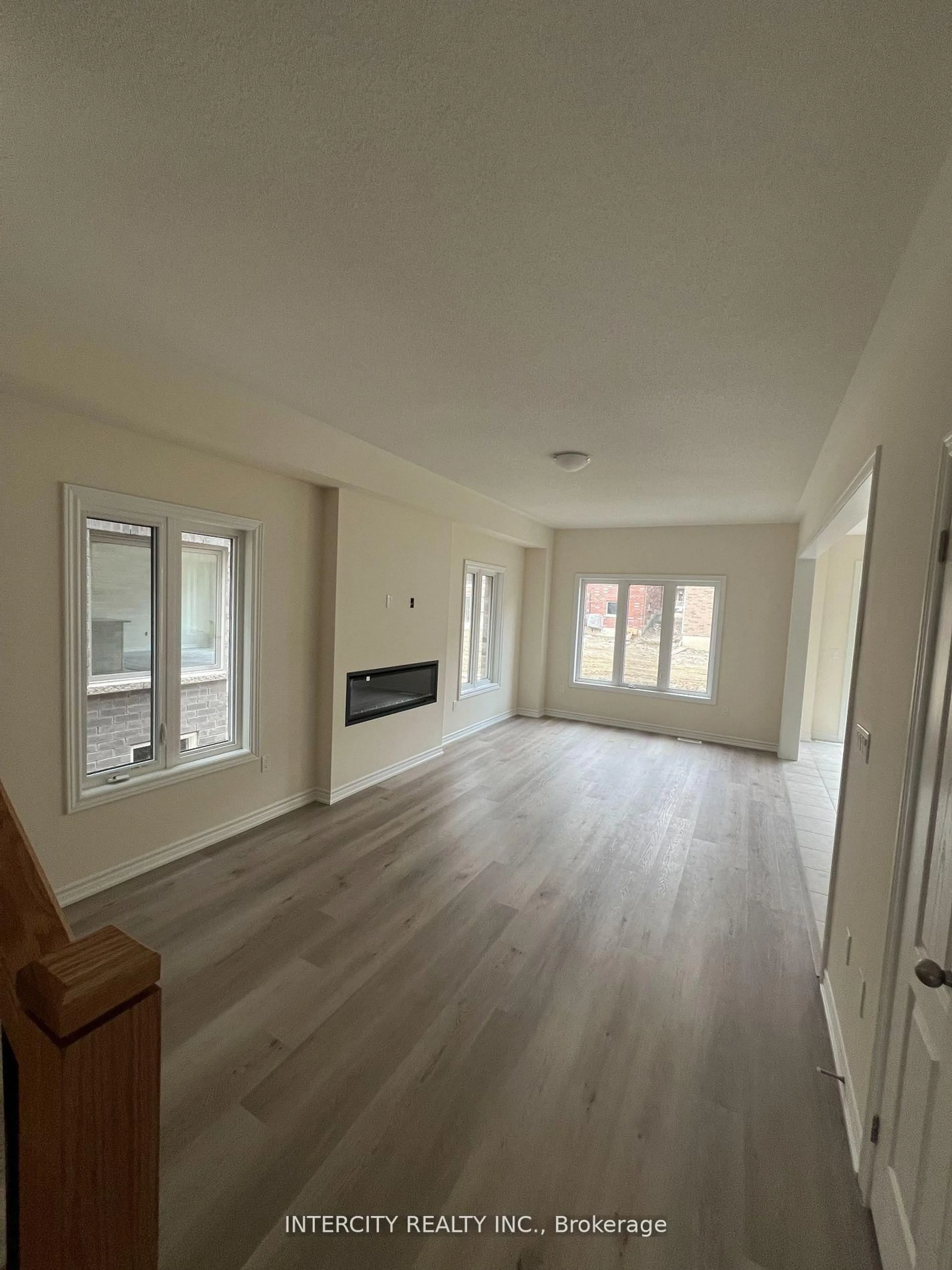 A pic of a room for 84 Robin Tr, Scugog Ontario L9L 0E2