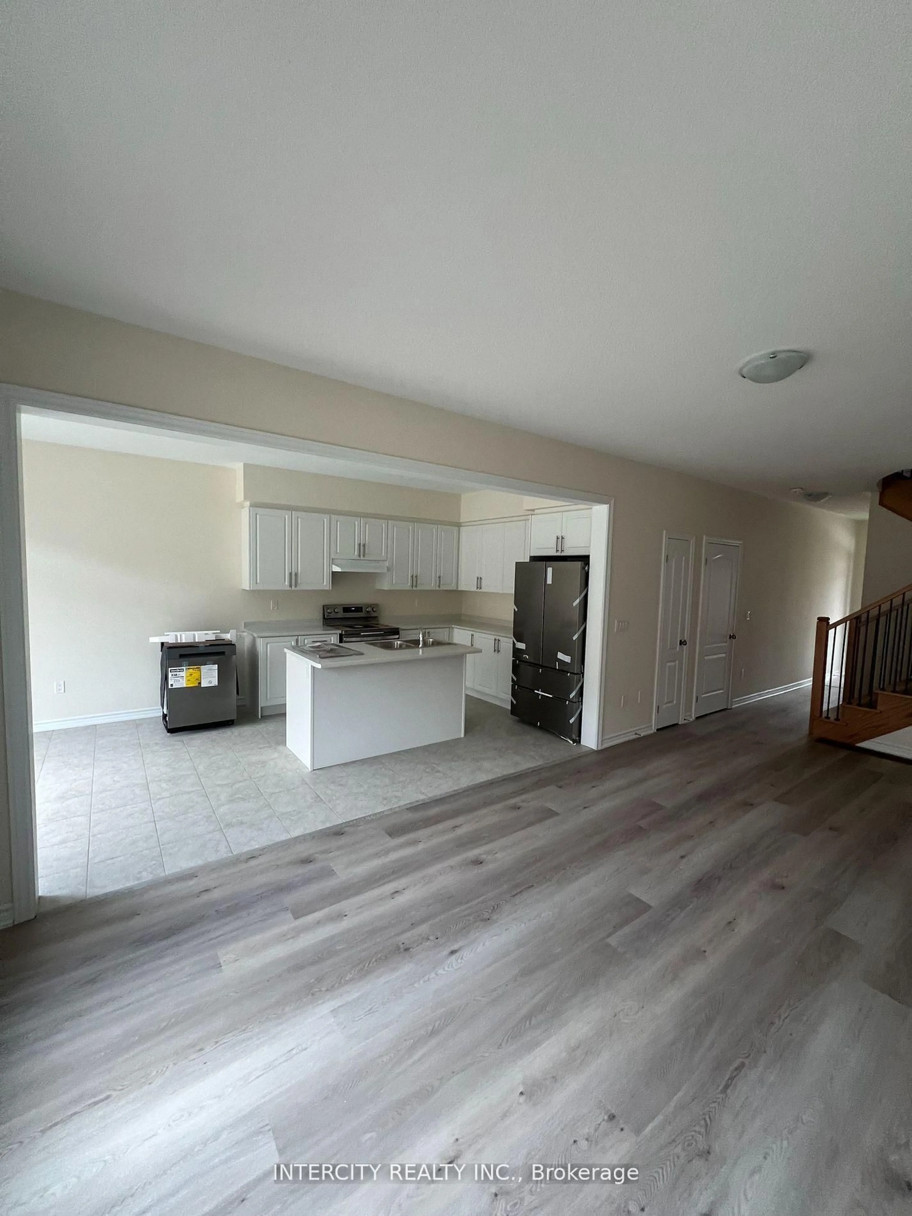 A pic of a room for 84 Robin Tr, Scugog Ontario L9L 0E2