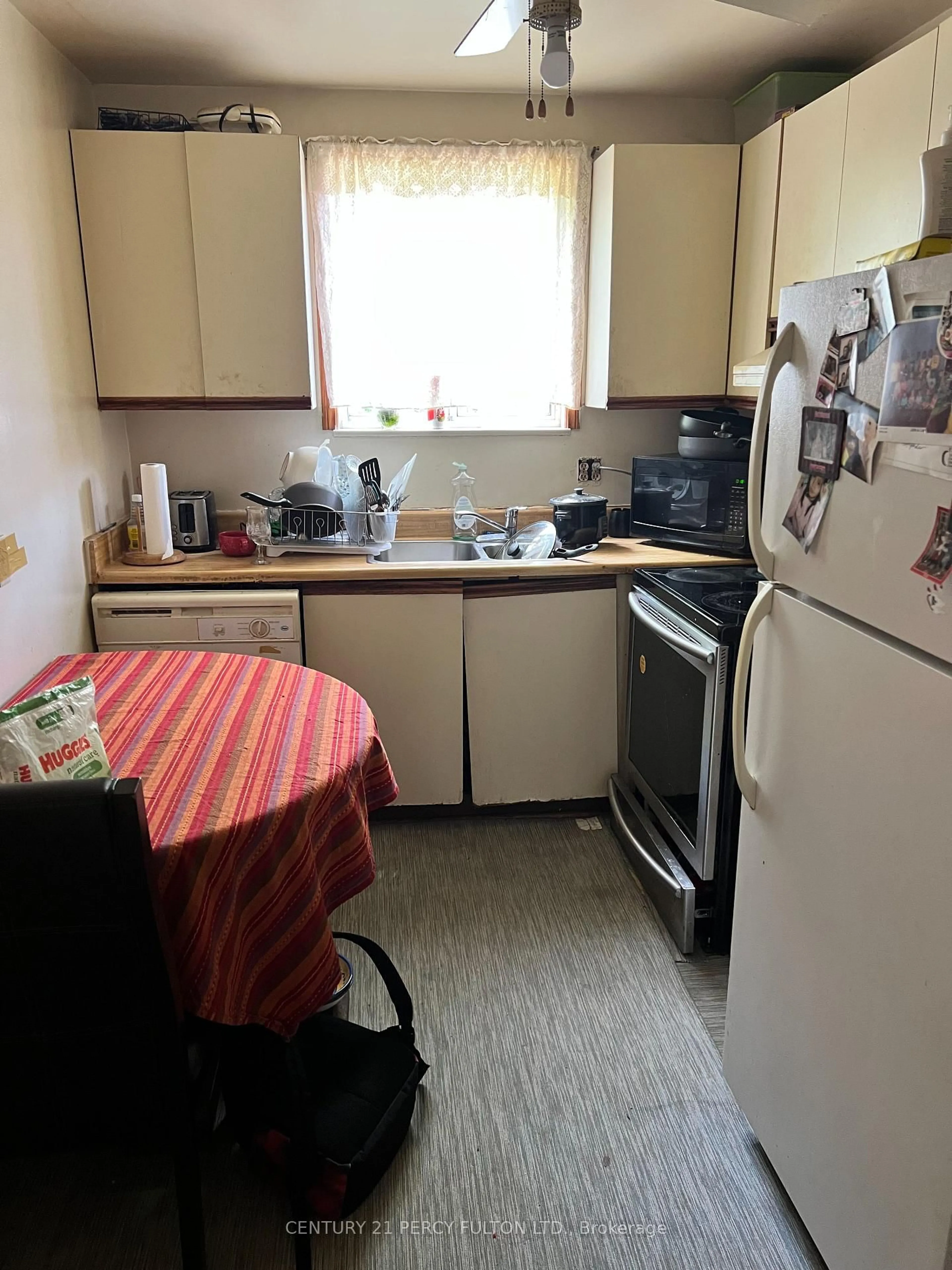 Standard kitchen, unknown for 144 Park St, Toronto Ontario M1N 2P5