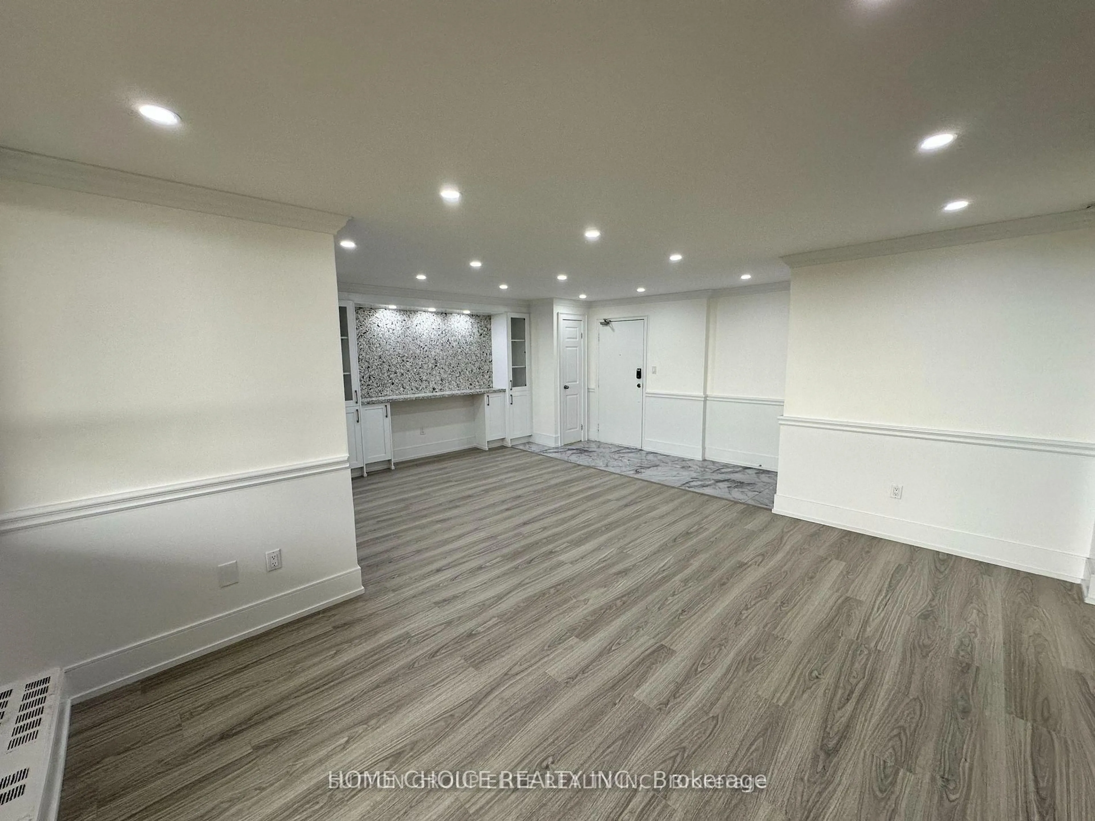A pic of a room for 100 Wingarden Crt #1006, Toronto Ontario M1B 2P4