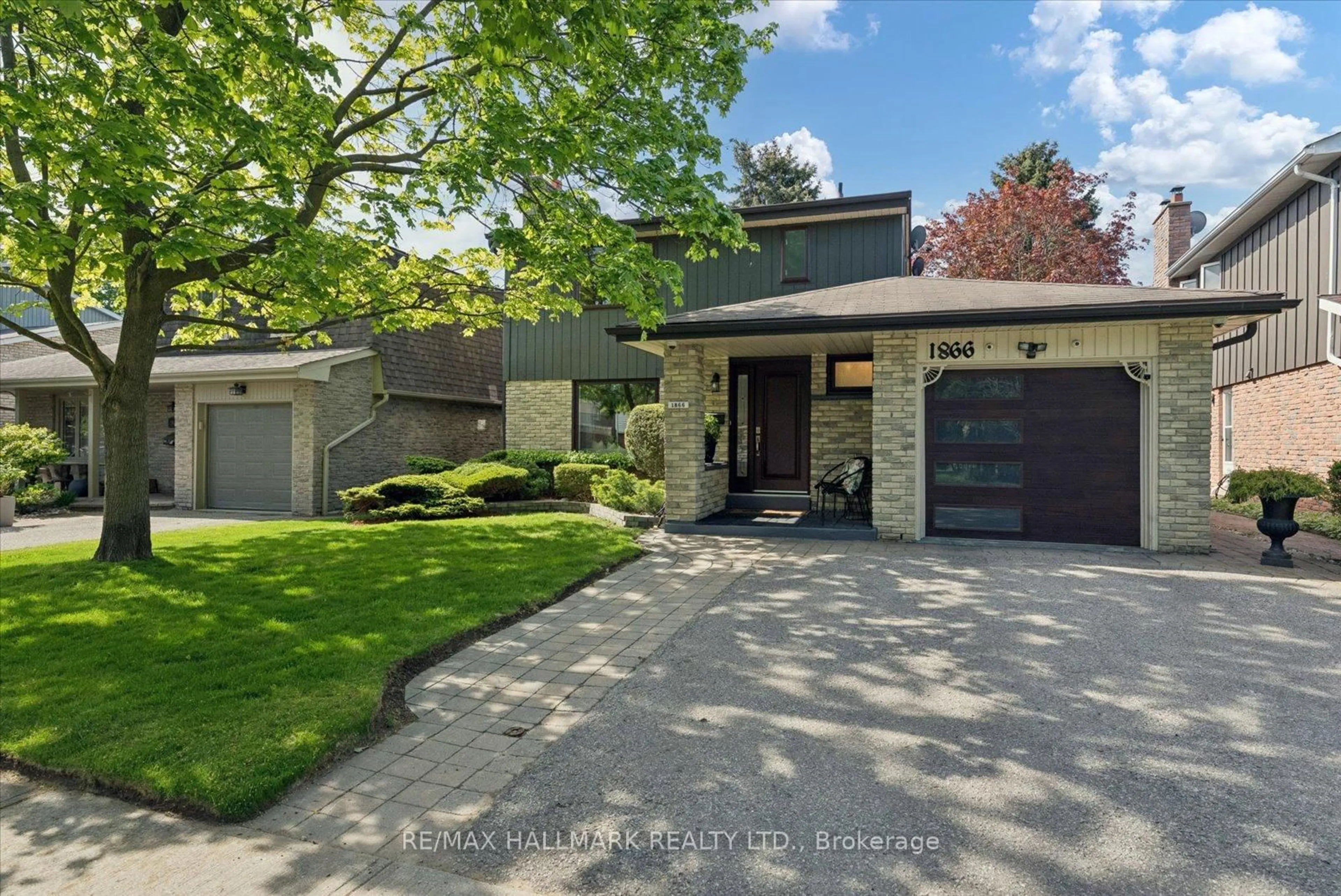 Home with brick exterior material, street for 1866 Bowler Dr, Pickering Ontario L1V 3E4