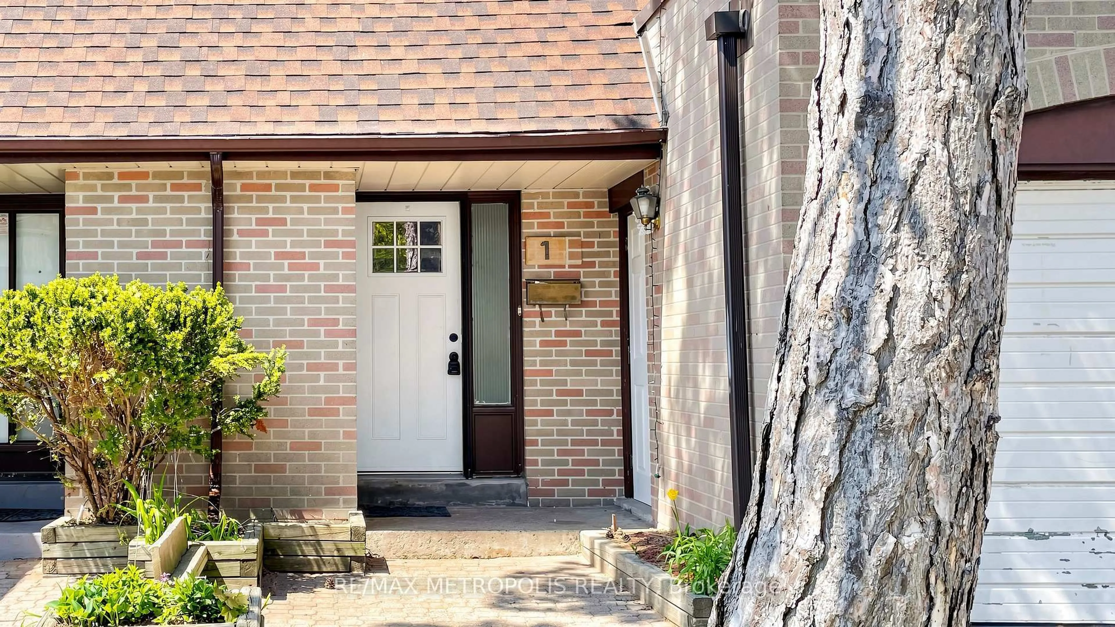 Home with brick exterior material, street for 11 Livonia Pl #18, Toronto Ontario M1E 4W5
