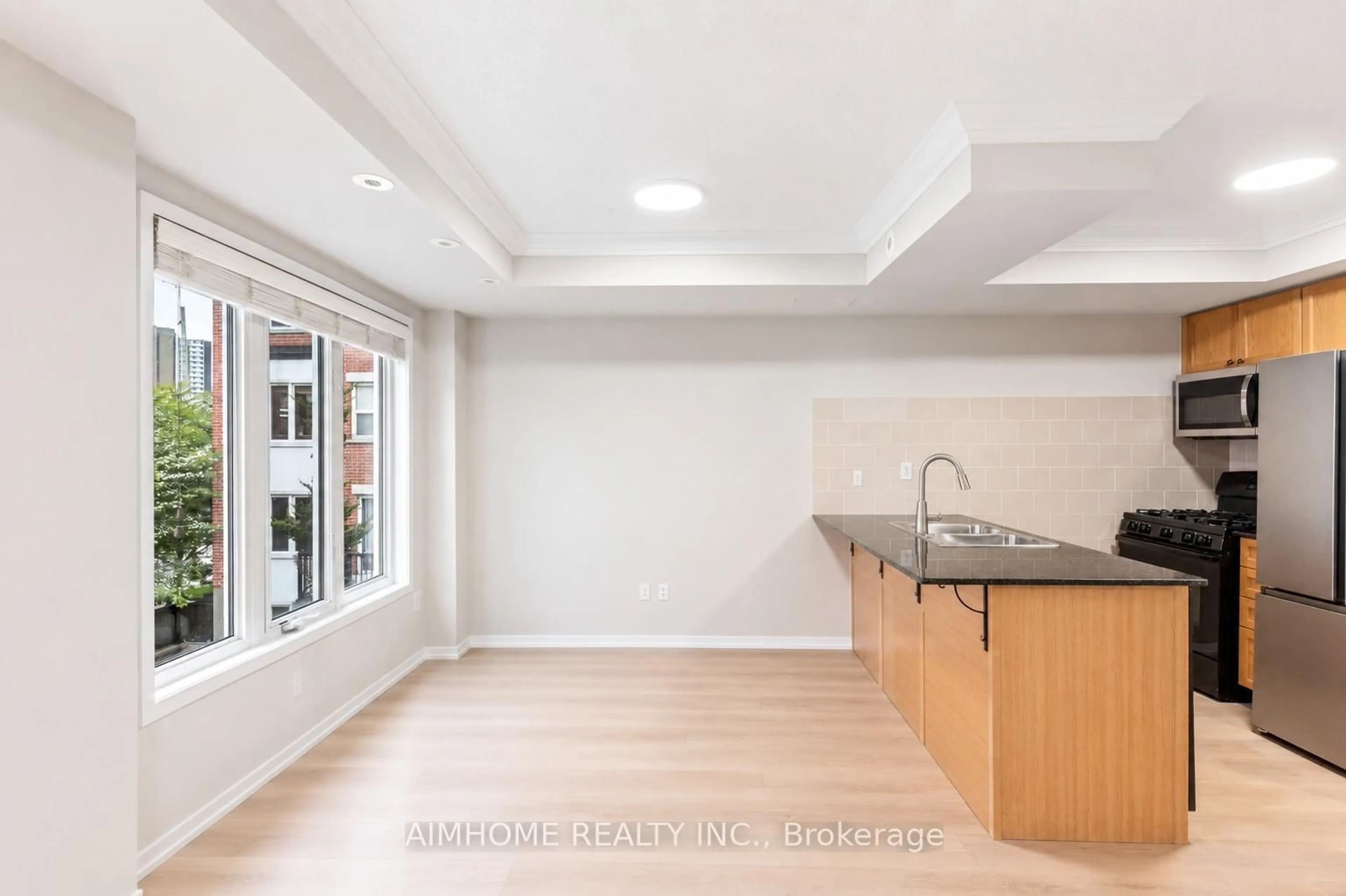 Open concept kitchen, unknown for 29 Frances Loring Lane #6, Toronto Ontario M4M 3E8