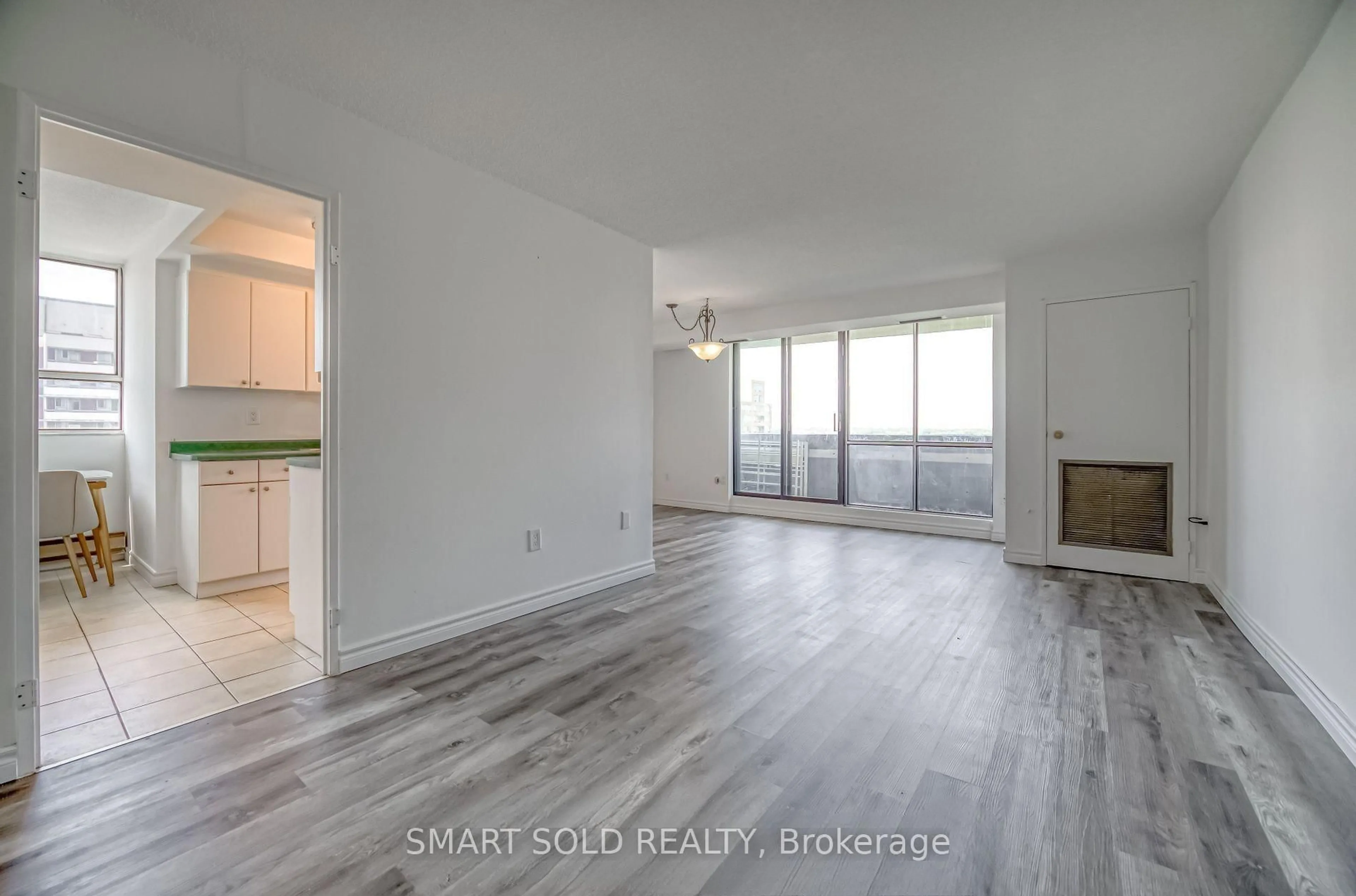 A pic of a room for 10 Stonehill Crt #1009, Toronto Ontario M1W 2X8