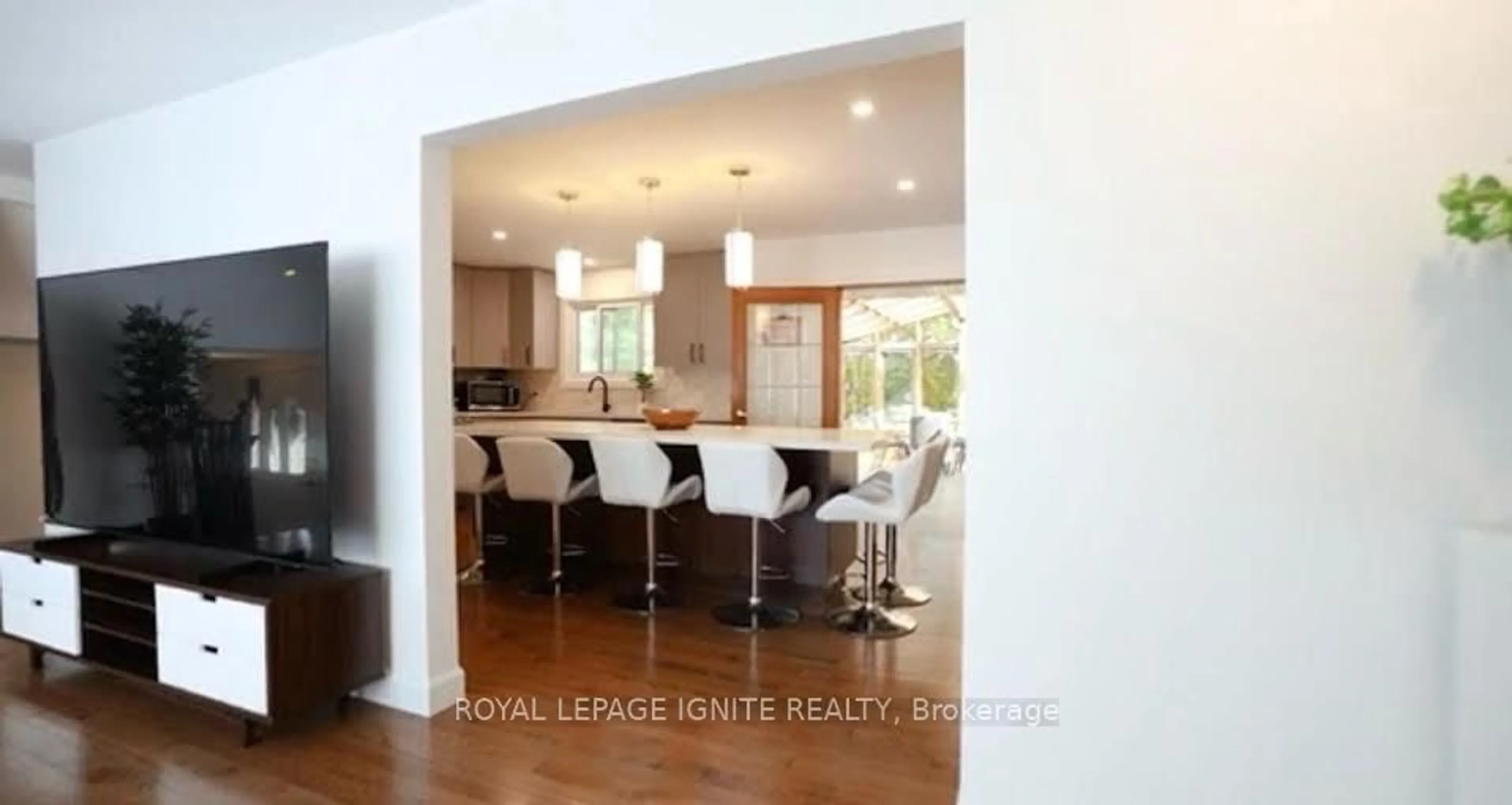 Open concept kitchen, wood/laminate floor for 229 Liberty St, Clarington Ontario L1C 2M6