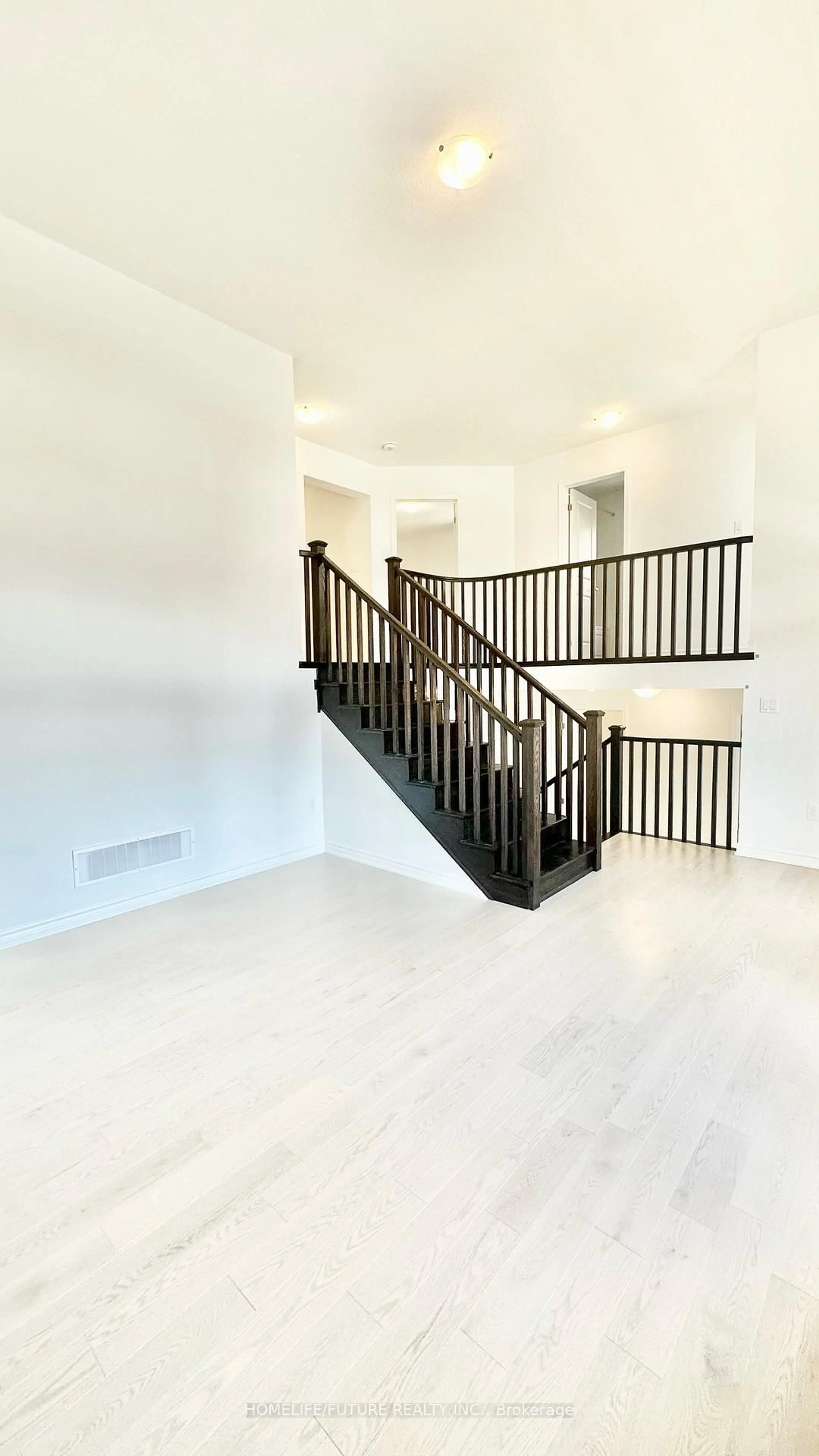 Stairs for 1406 Swallowtail Lane, Pickering Ontario L1X 0N8