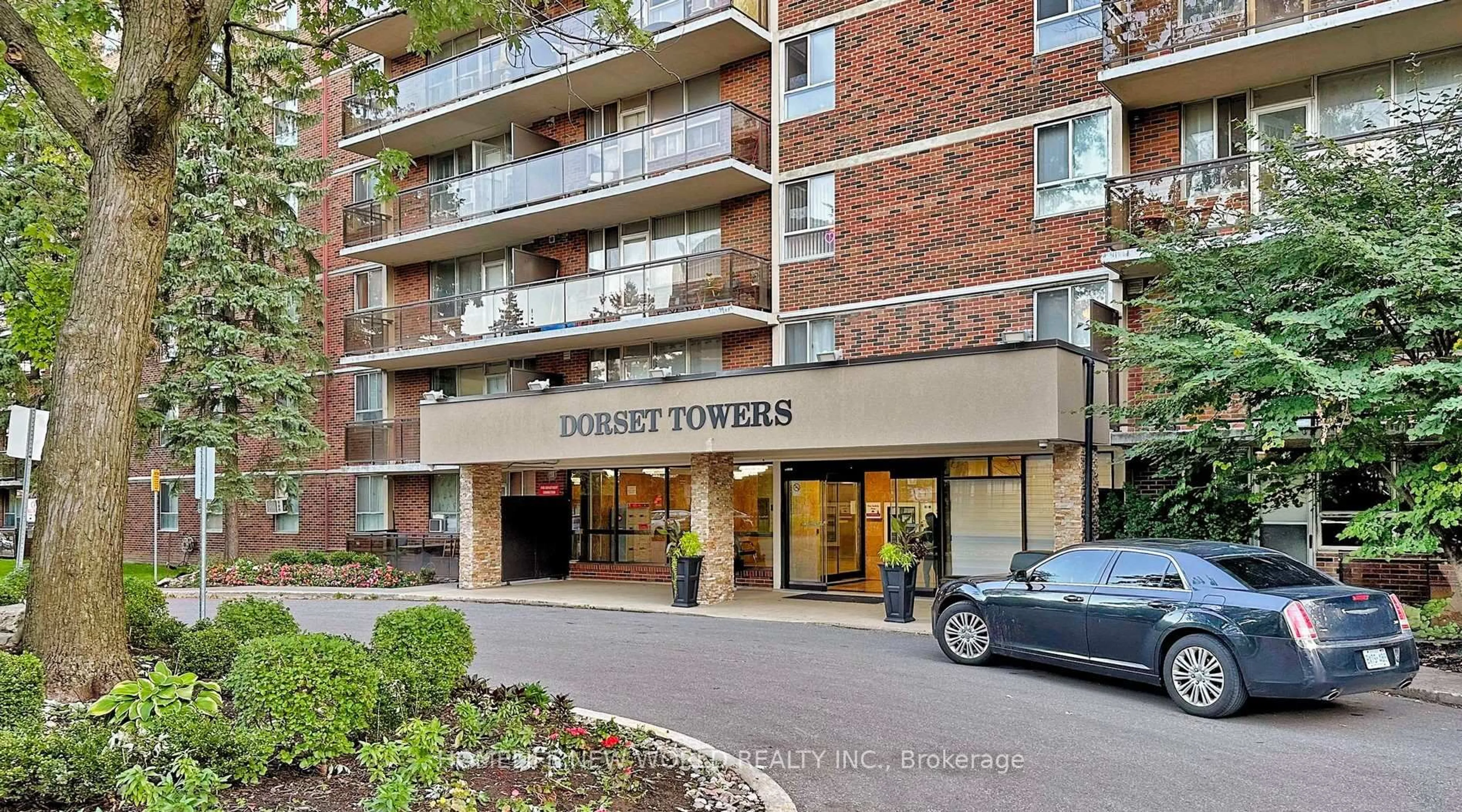Indoor foyer for 1950 Kennedy Rd #303, Toronto Ontario M1P 4S9