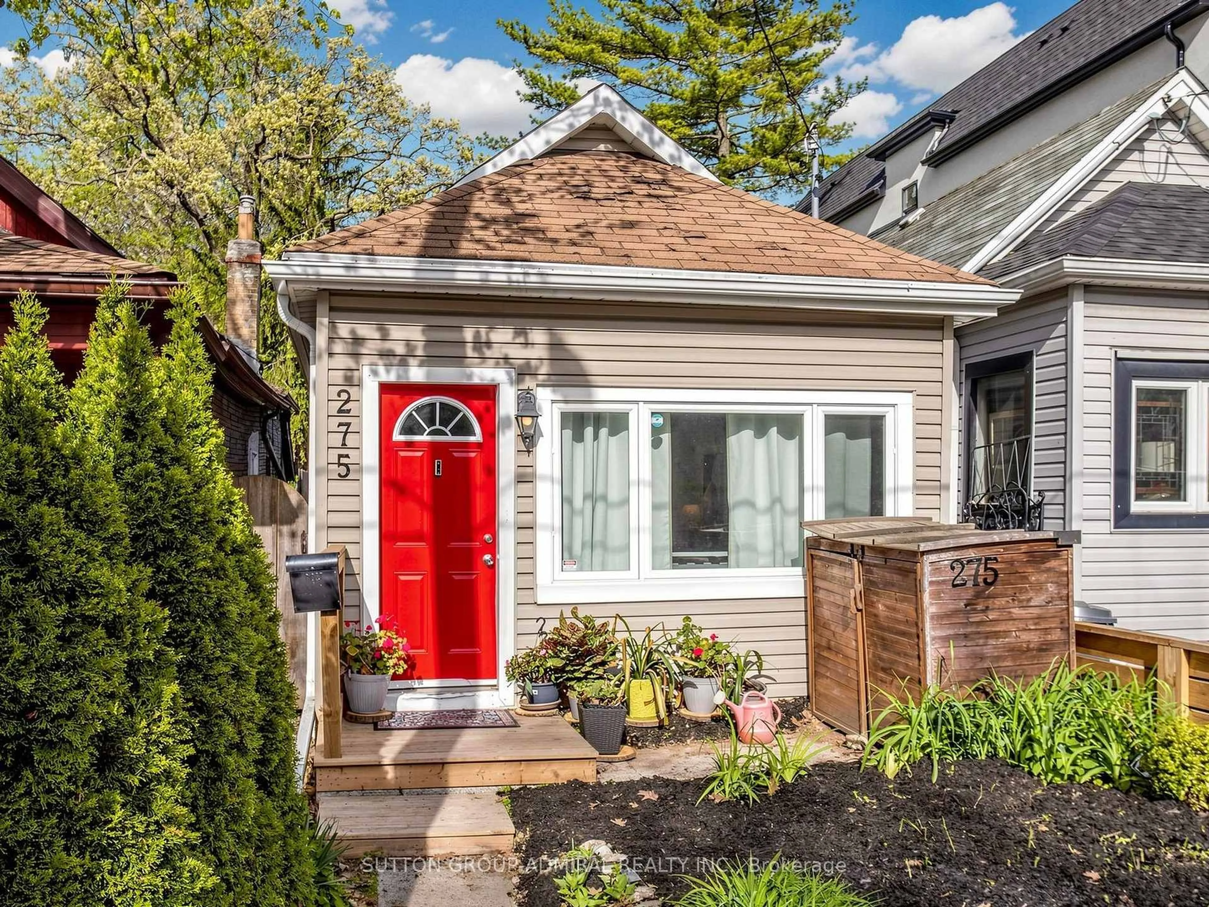 Home with brick exterior material, street for 275 Victoria Park Ave, Toronto Ontario M4E 3S6