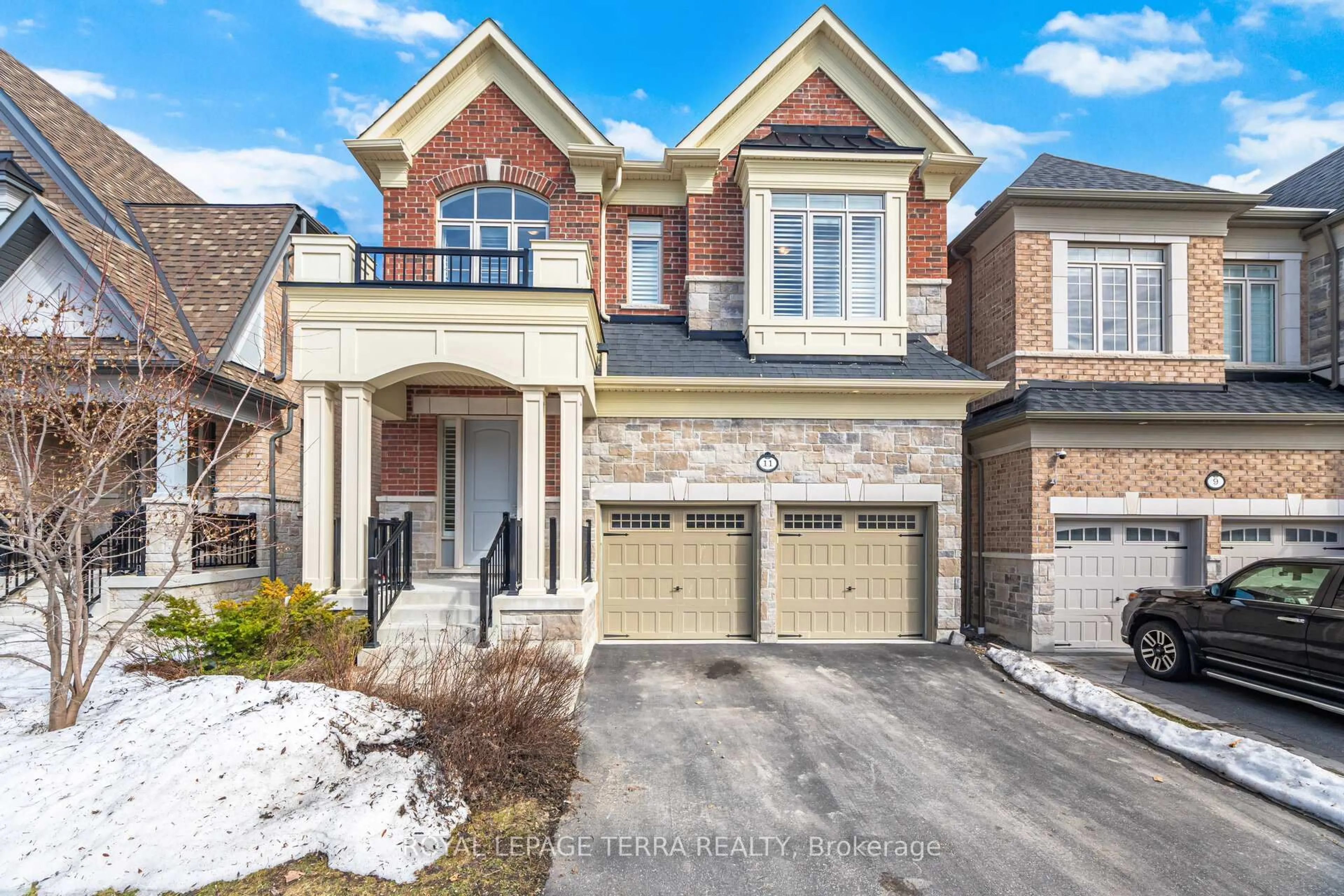 Home with brick exterior material, street for 11 Lockton St, Whitby Ontario L1P 0E1