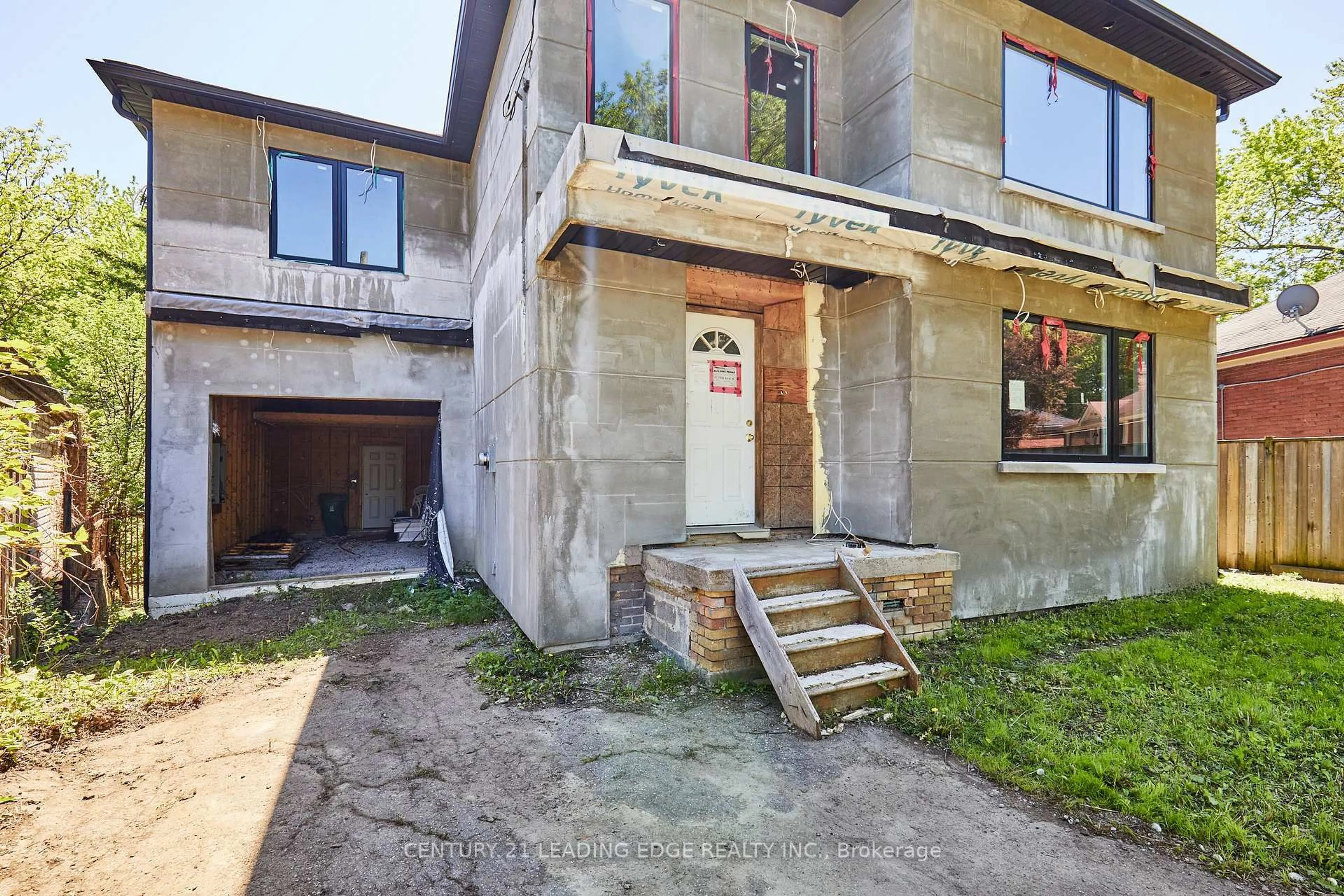 Unknown for 213 Phyllis Ave, Toronto Ontario M1M 1Y9